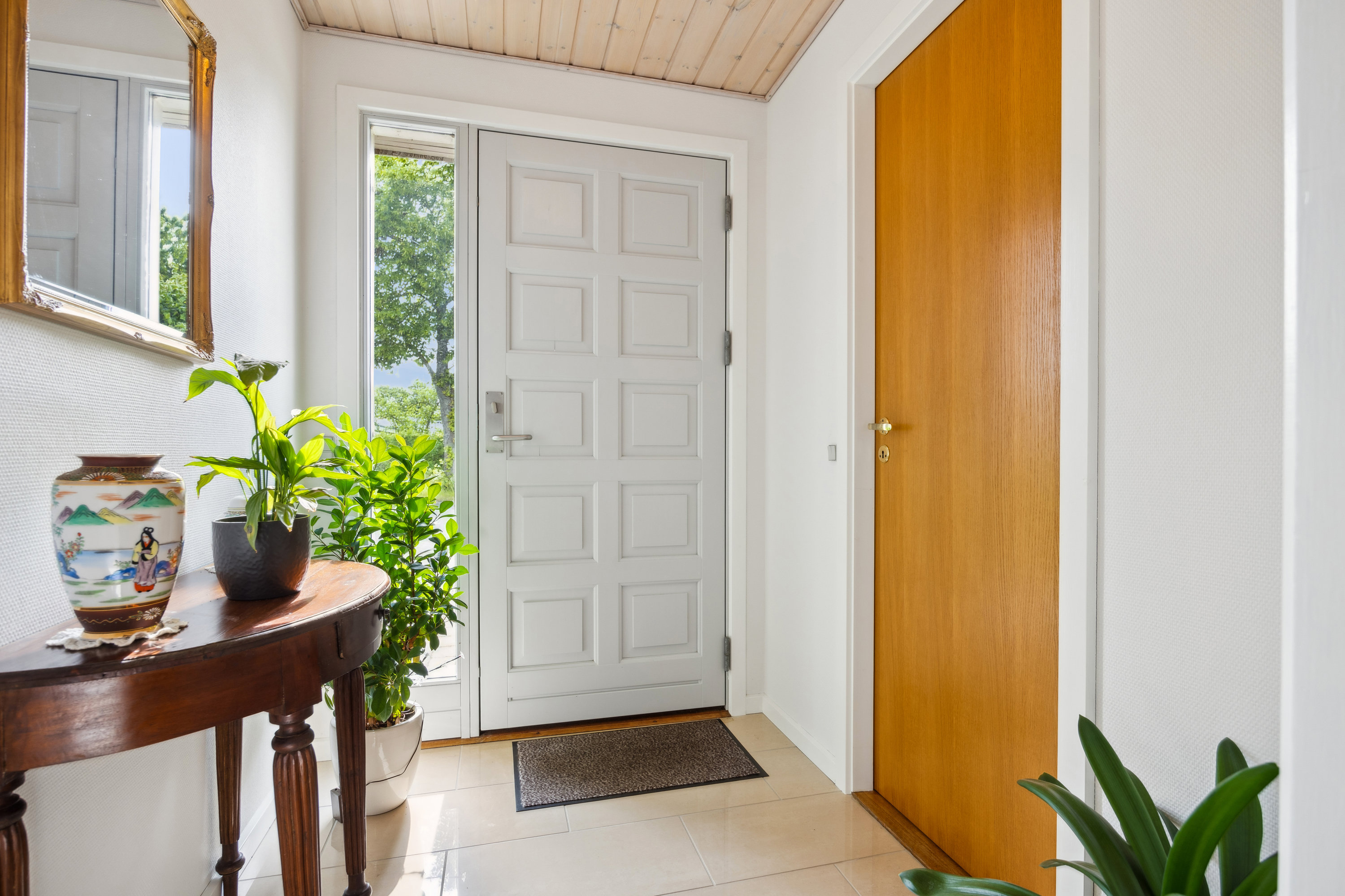 Fremhævet entré billede i fuldskærmstilstand. Billede af Østervang 23, 9362 Gandrup