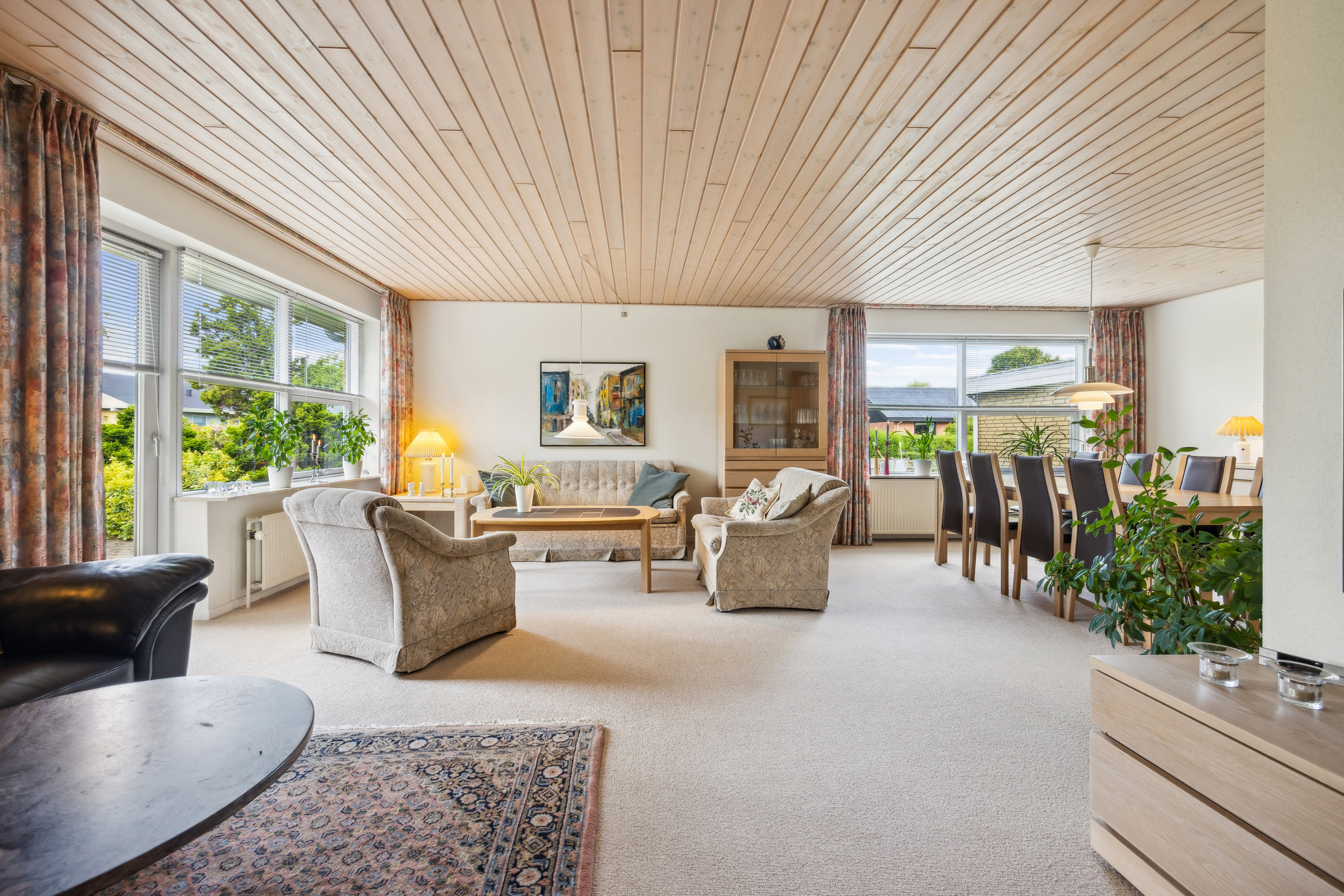 Fremhævet stue billede i fuldskærmstilstand. Billede af Østervang 23, 9362 Gandrup