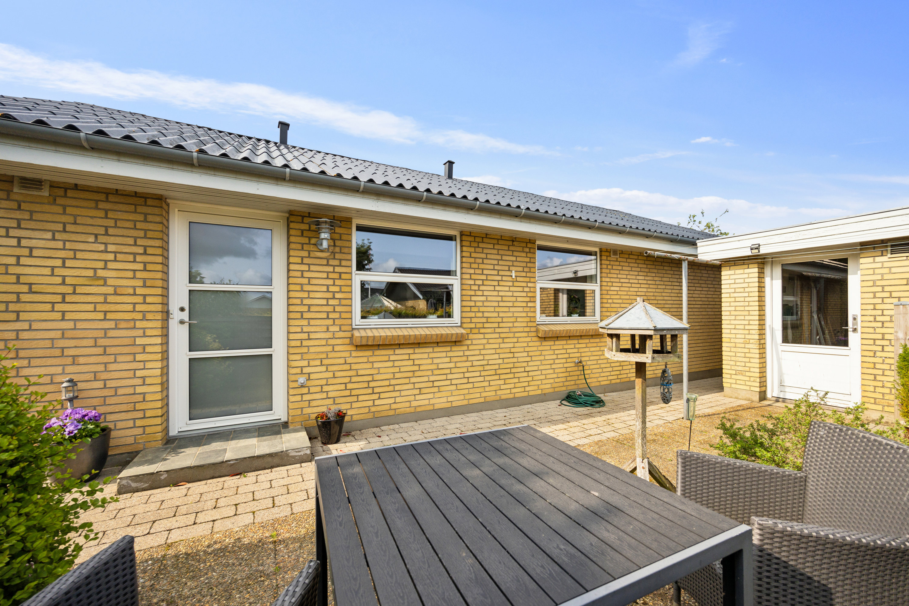 Fremhævet ejendom 1 billede i fuldskærmstilstand. Billede af Østervang 23, 9362 Gandrup