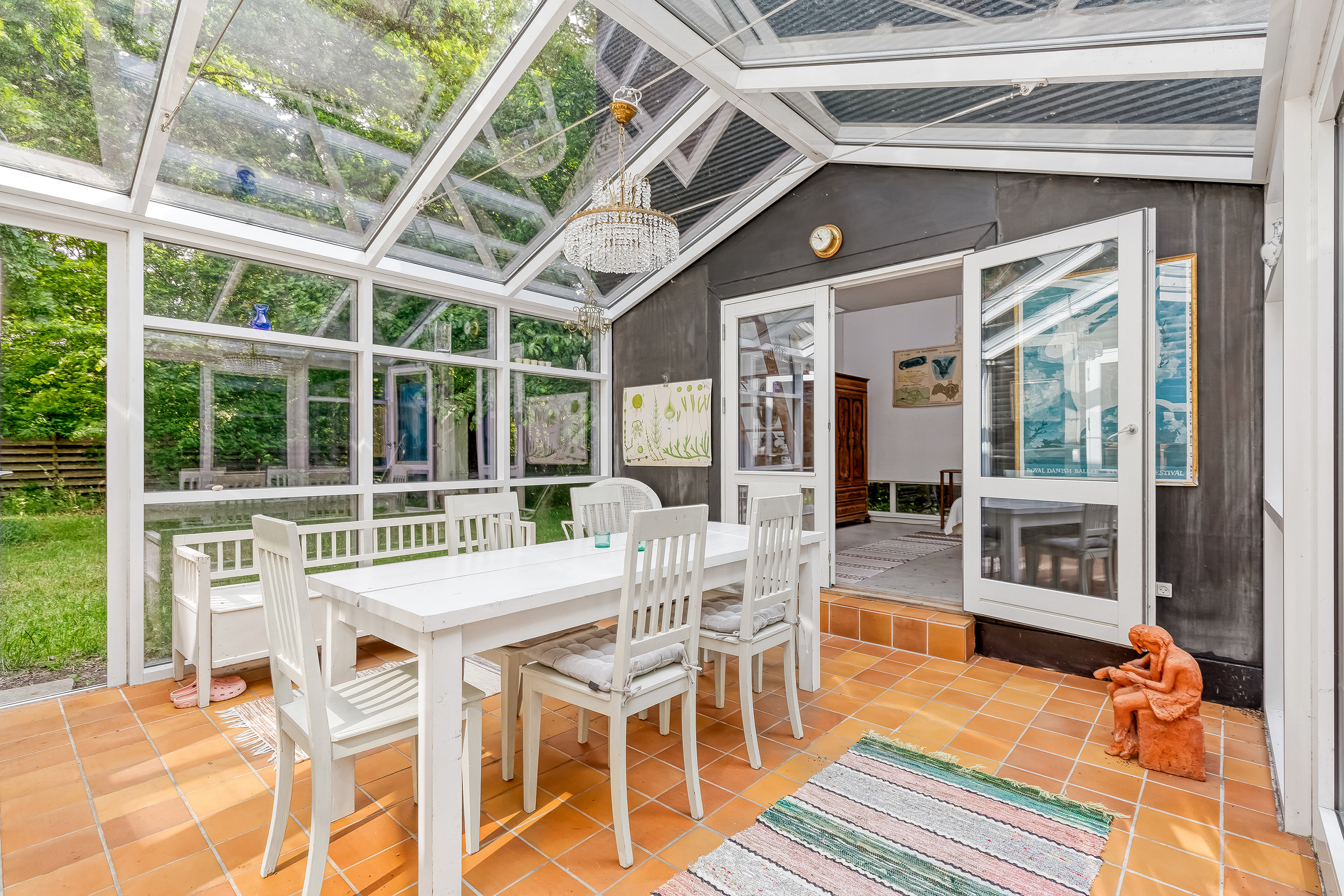 Fremhævet udestue billede i fuldskærmstilstand. Billede af Rørkæret 9, Rågeleje, 3210 Vejby