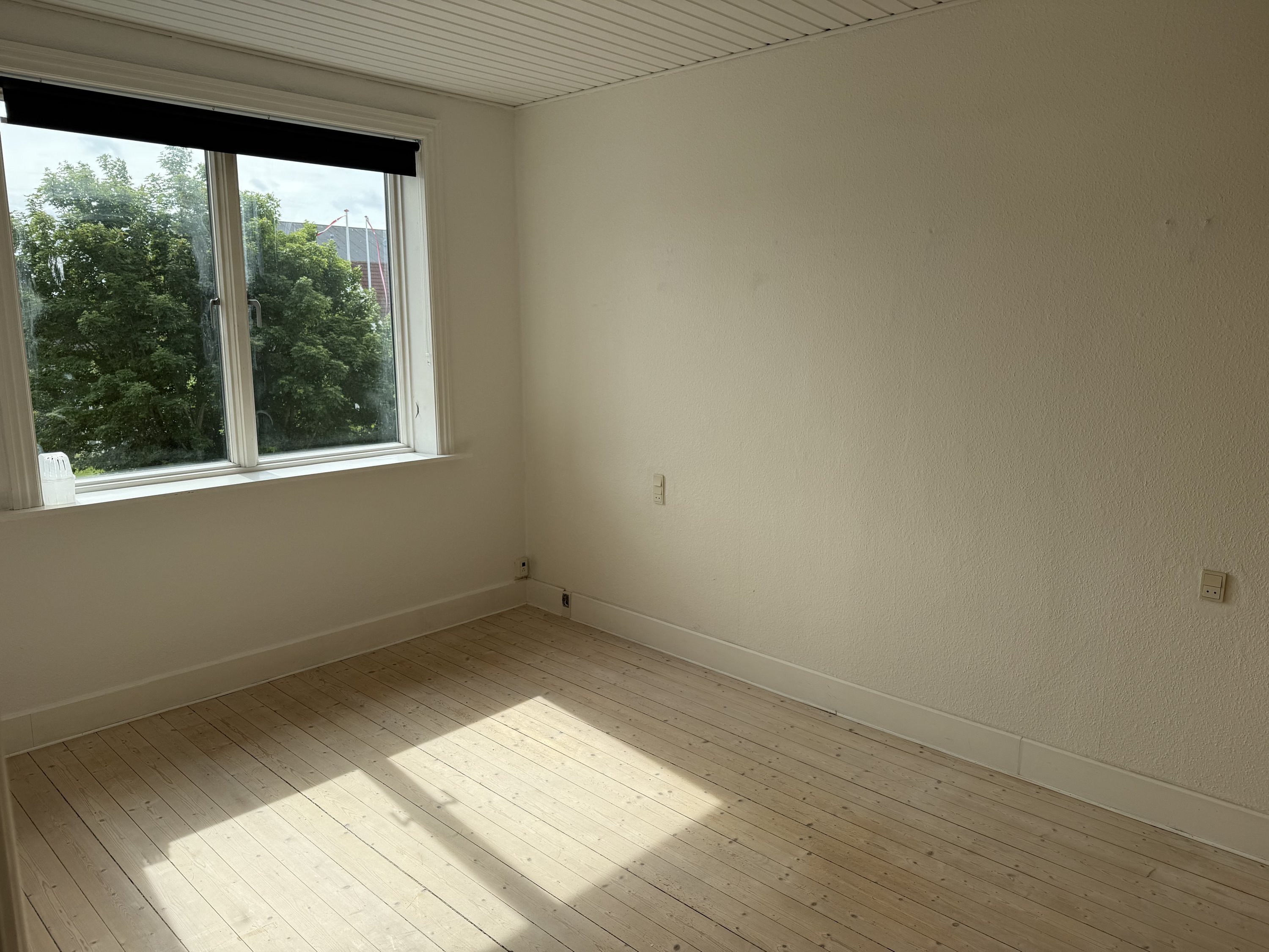 Fremhævet soveværelse billede i fuldskærmstilstand. Billede af Rolighedsvej 7A, 1. th., 9400 Nørresundby