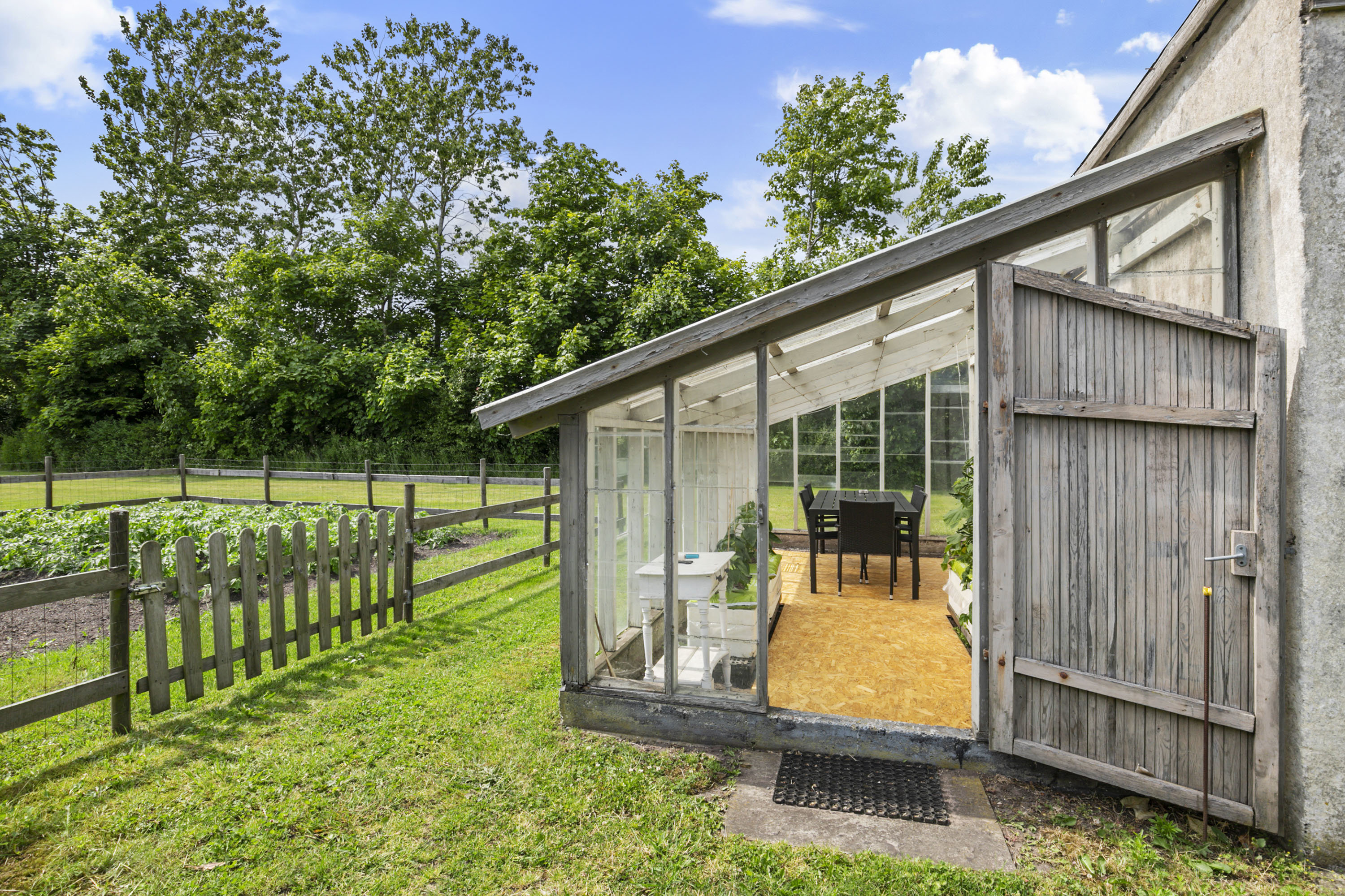 Fremhævet have billede i fuldskærmstilstand. Billede af Smedievej 10, St Binderup, 9600 Aars