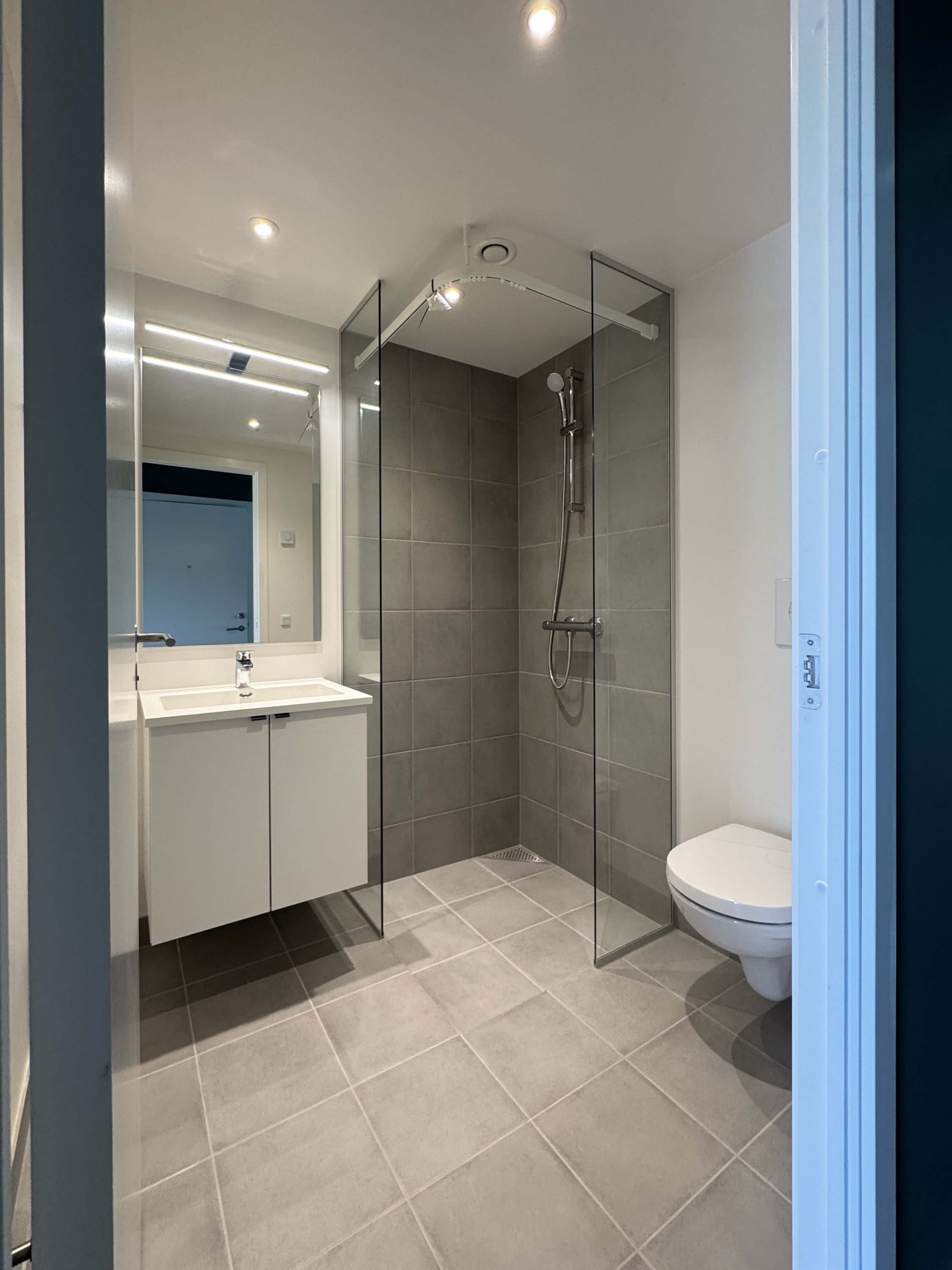 Fremhævet  billede i fuldskærmstilstand. Billede af Enggade 2C, 3. tv., 5000 Odense C