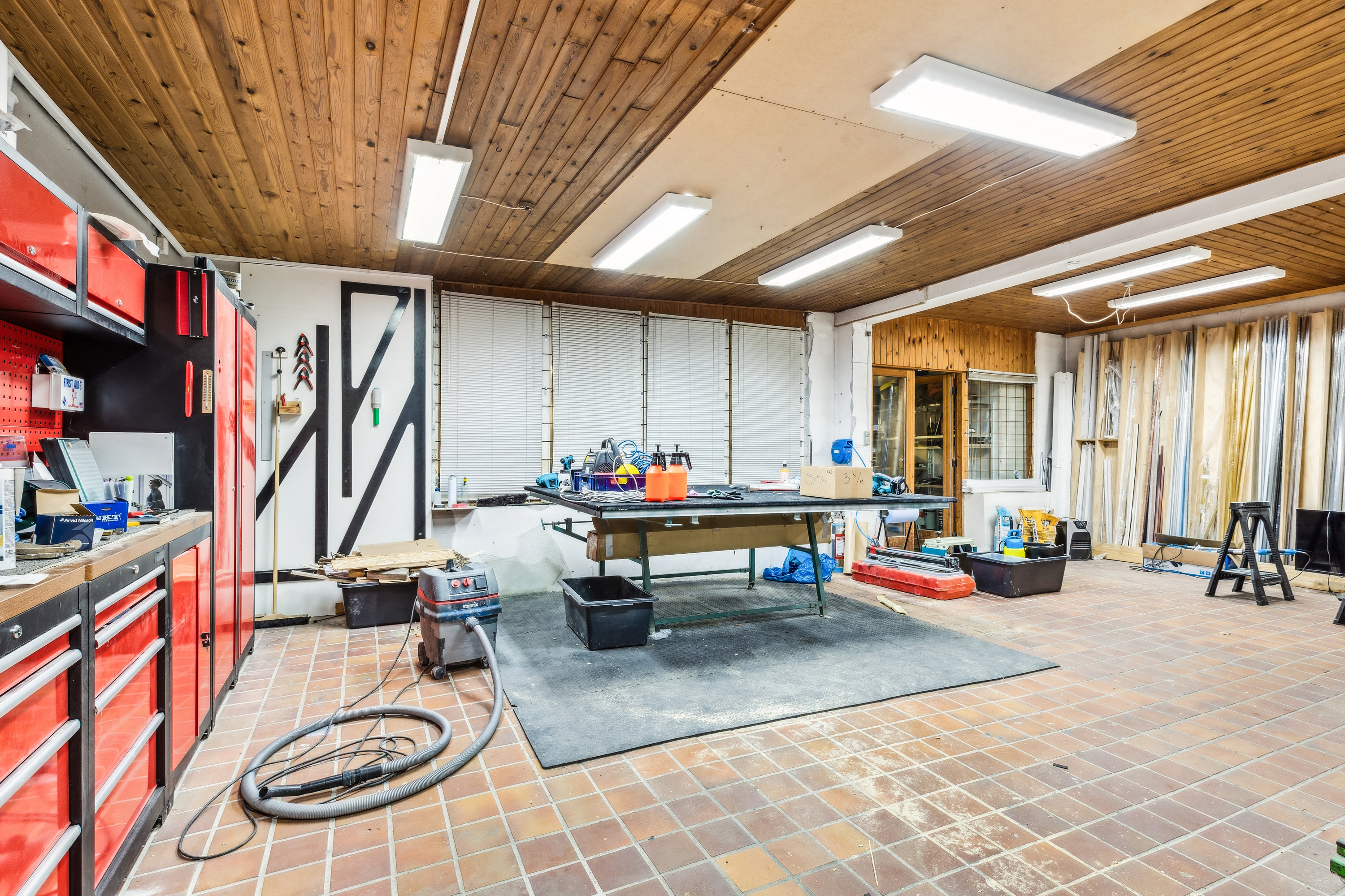 Fremhævet værksted billede i fuldskærmstilstand. Billede af Taastrup Hovedgade 47, 2630 Taastrup