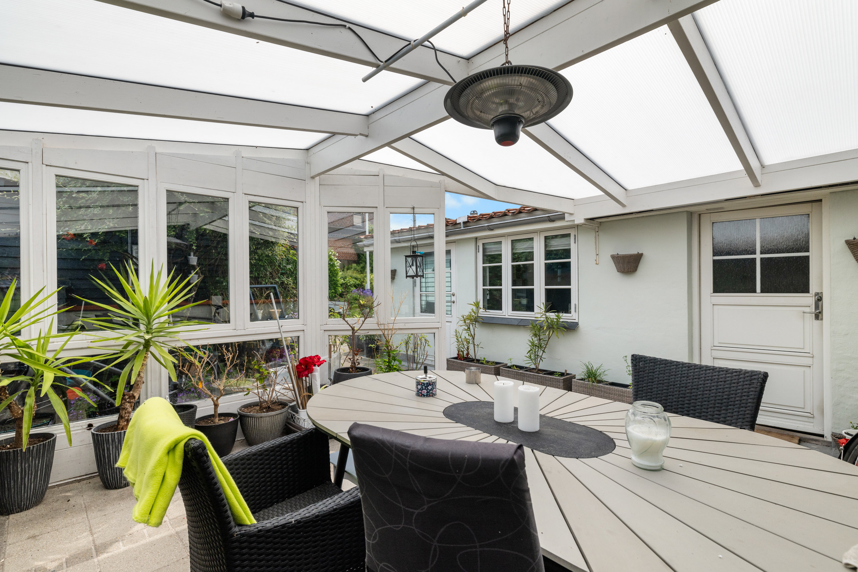 Fremhævet terrasse billede i fuldskærmstilstand. Billede af Øster Møllevej 24, 5600 Faaborg