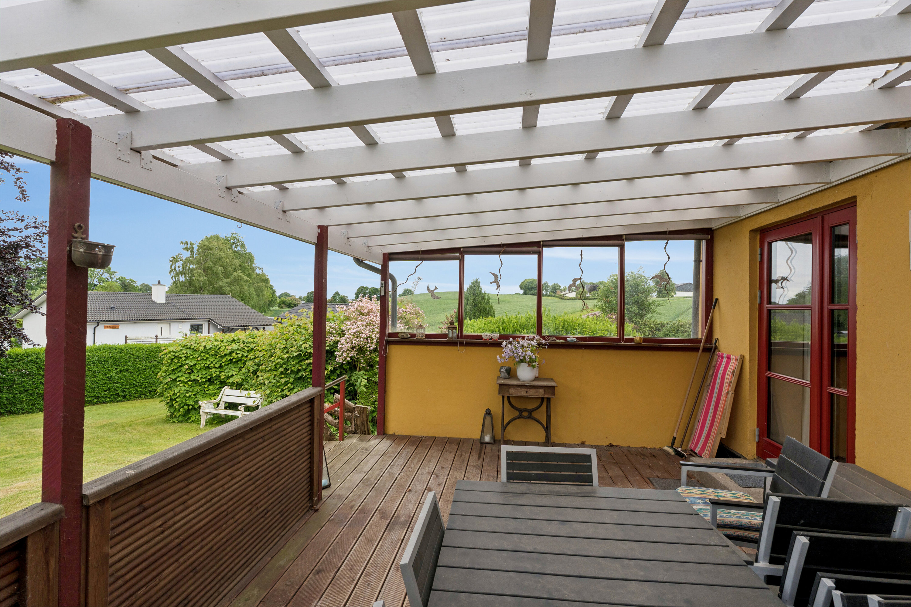 Fremhævet udendørs billede i fuldskærmstilstand. Billede af Kildebakken 29, Everdrup, 4733 Tappernøje