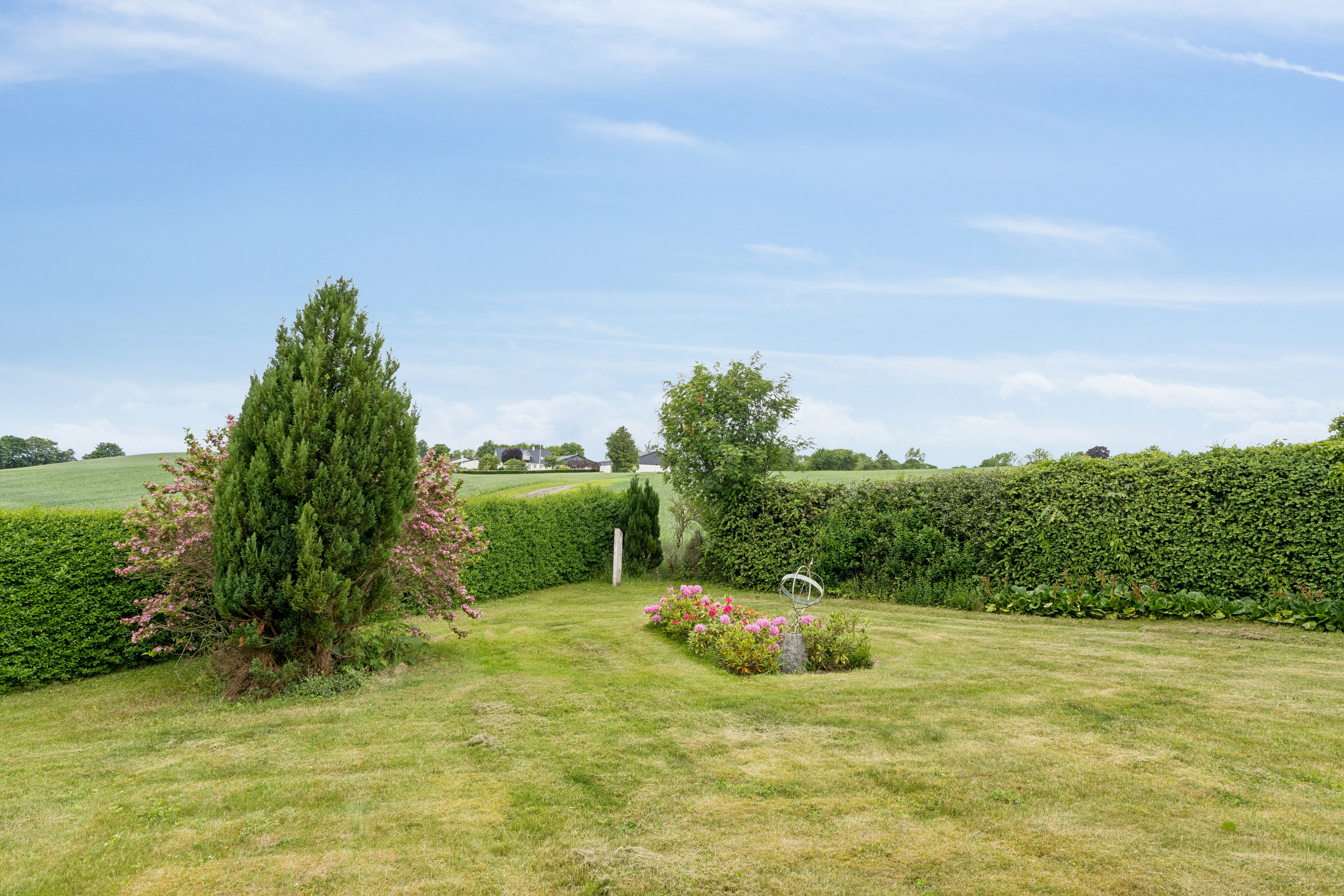 Fremhævet udendørs billede i fuldskærmstilstand. Billede af Kildebakken 29, Everdrup, 4733 Tappernøje