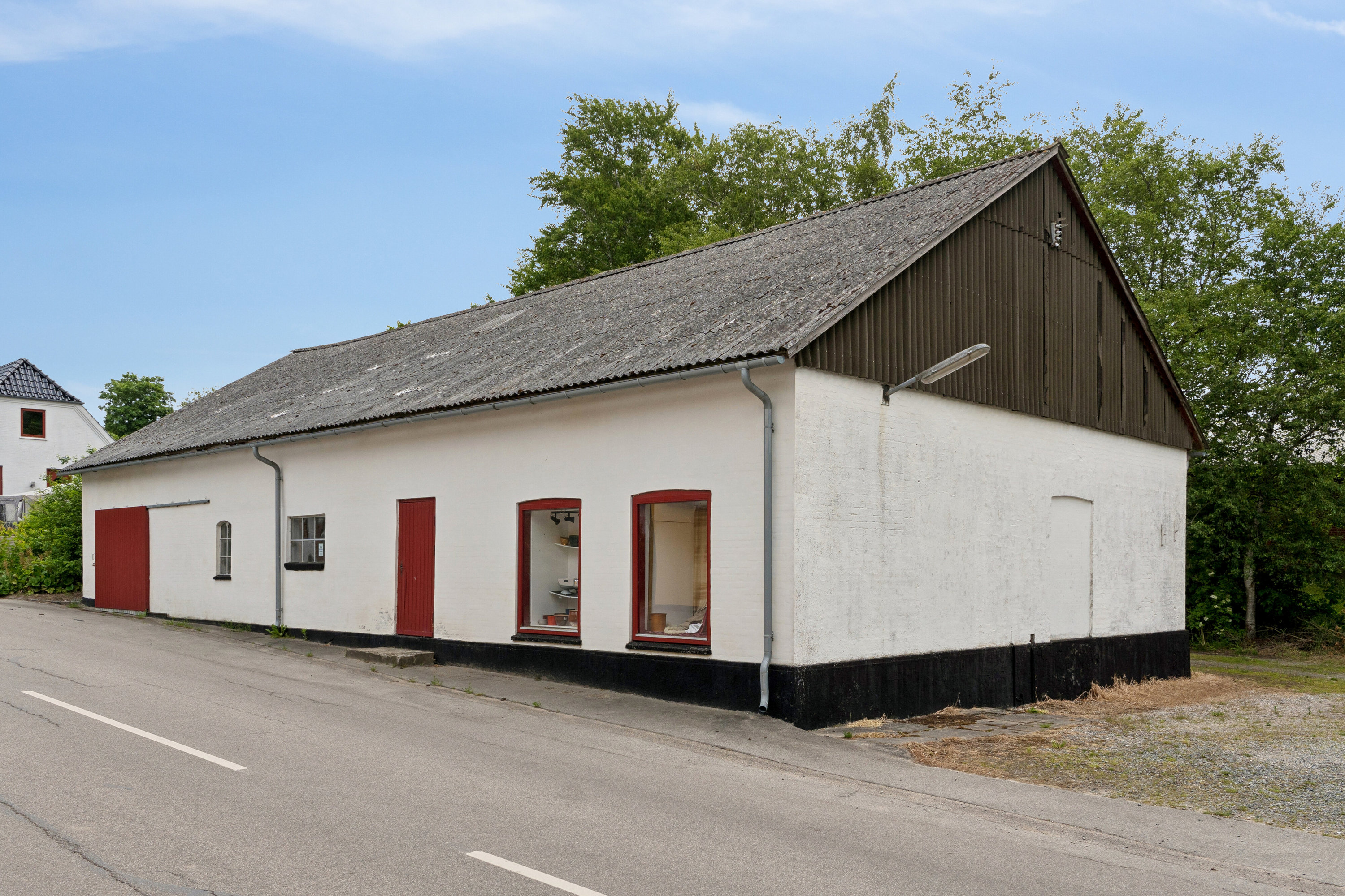 Fremhævet udendørs billede i fuldskærmstilstand. Billede af Kildebakken 29, Everdrup, 4733 Tappernøje