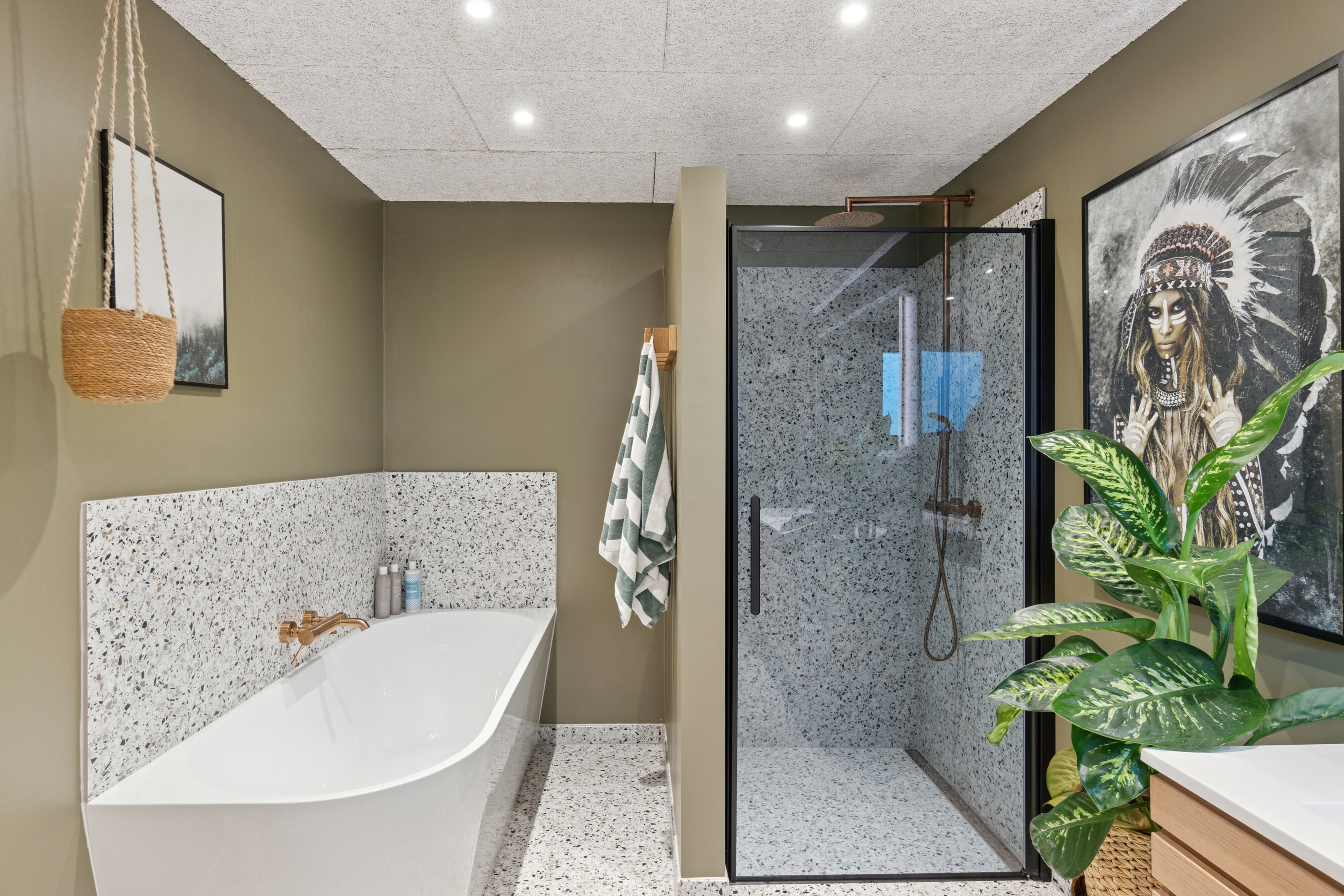 Fremhævet badeværelse billede i fuldskærmstilstand. Billede af Hamphøjvej 15, Skåde, 8270 Højbjerg