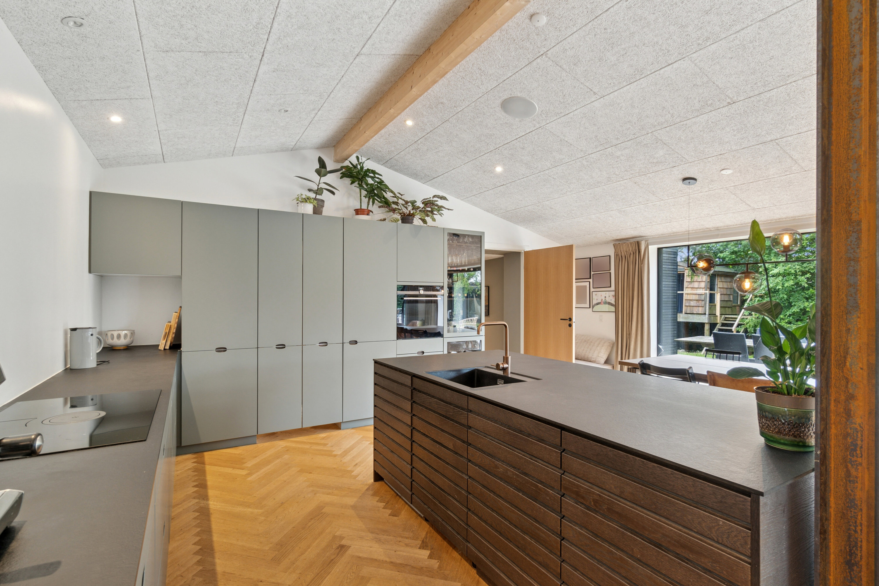 Fremhævet køkken billede i fuldskærmstilstand. Billede af Hamphøjvej 15, Skåde, 8270 Højbjerg