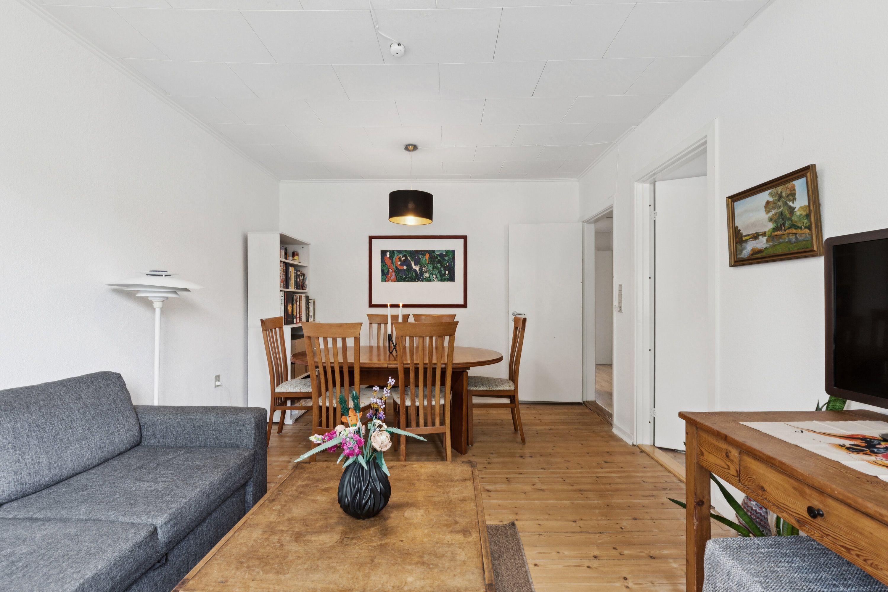 Fremhævet stue billede i fuldskærmstilstand. Billede af Risingsvej 11, 5000 Odense C