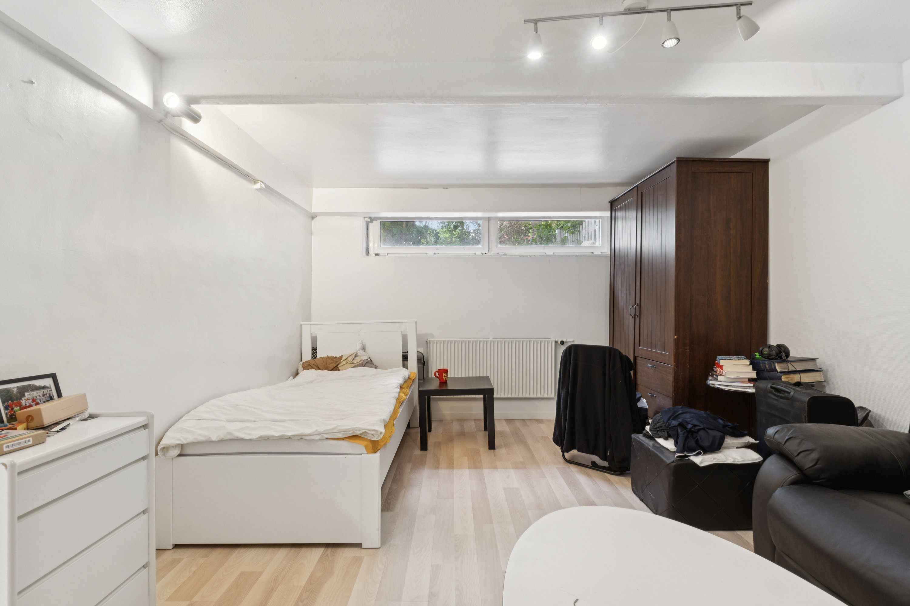 Fremhævet soveværelse billede i fuldskærmstilstand. Billede af Risingsvej 11, 5000 Odense C