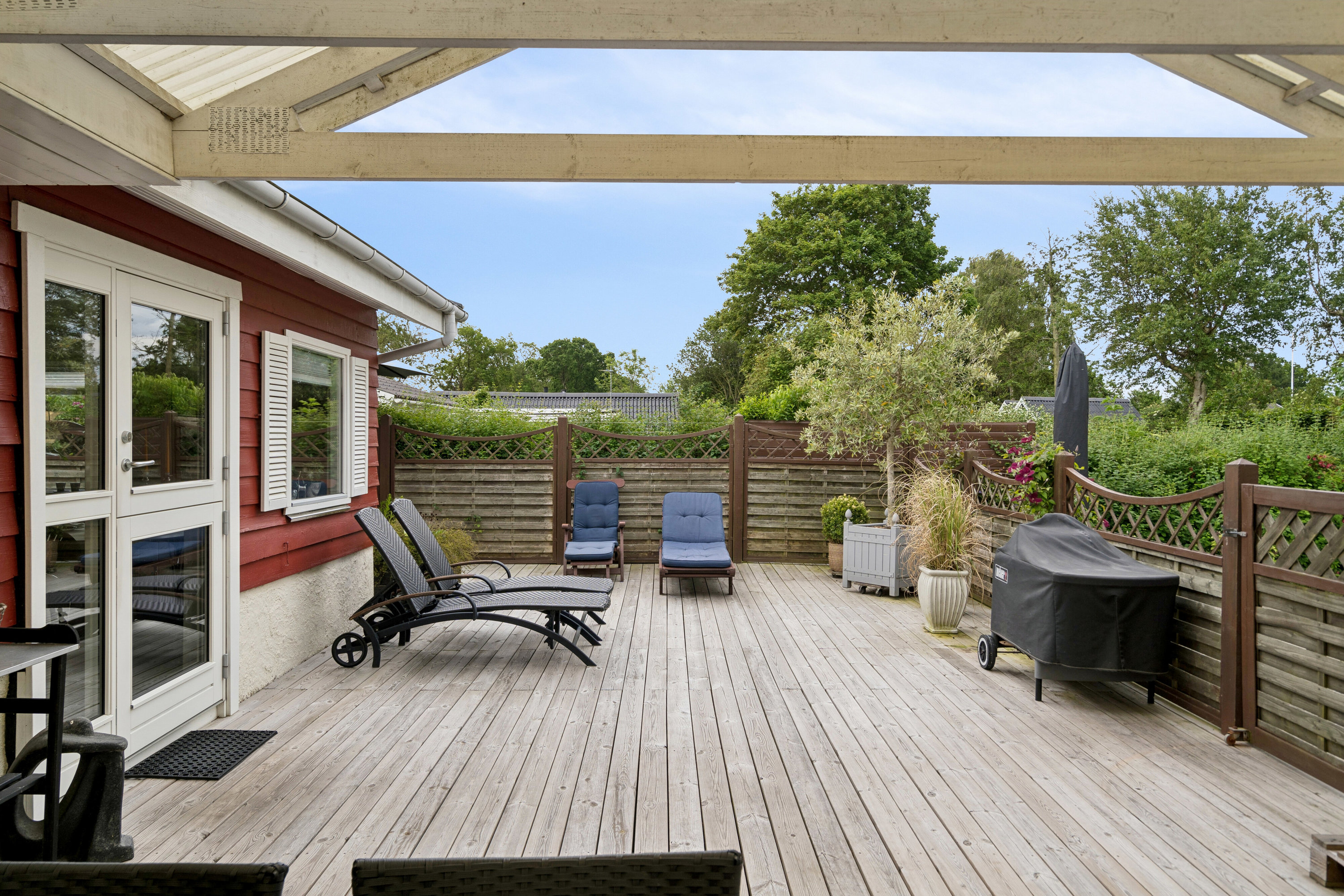 Fremhævet terrasse billede i fuldskærmstilstand. Billede af Rørmosevej 7, Østerballe, 5450 Otterup