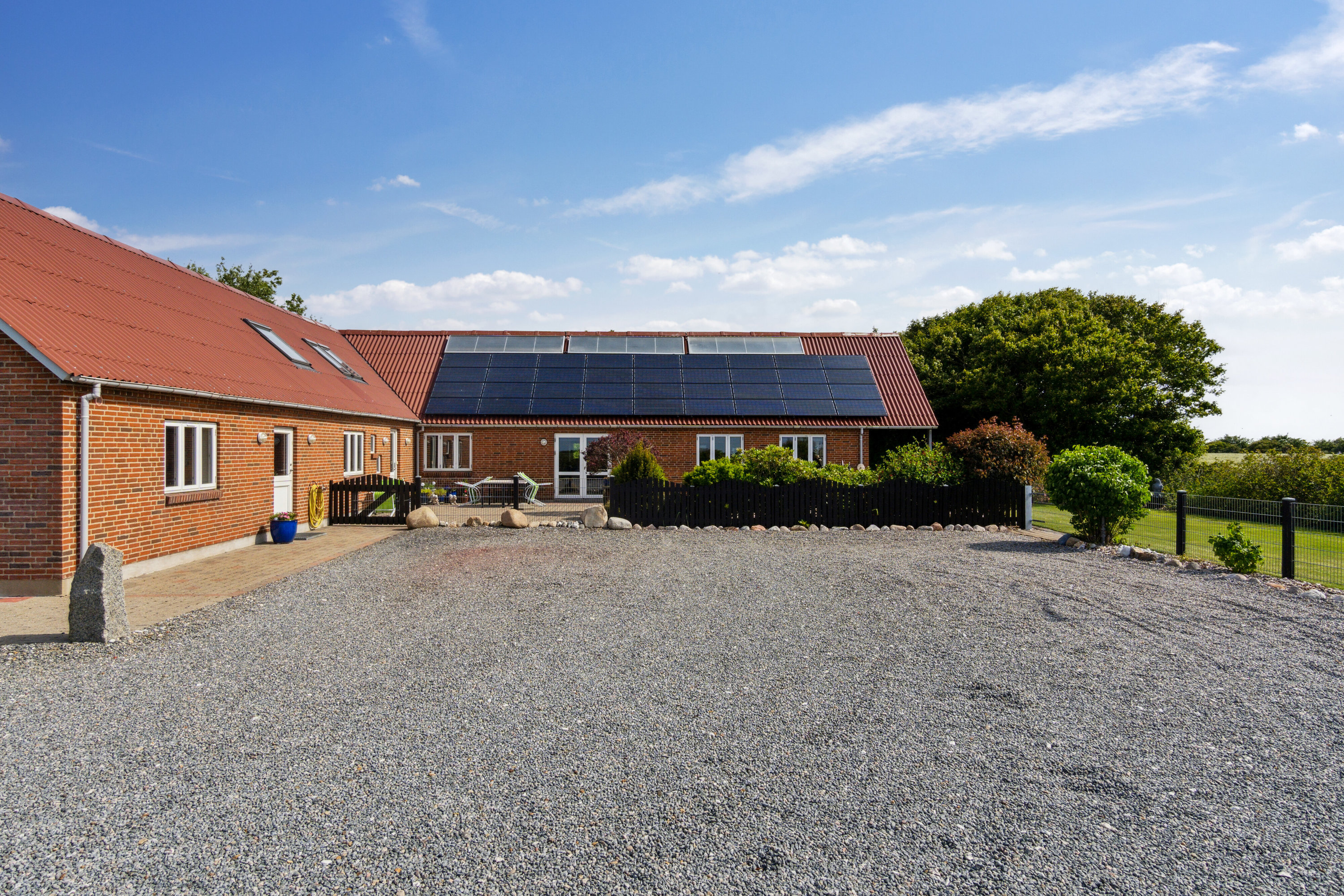 Fremhævet set fra vejen billede i fuldskærmstilstand. Billede af Kystvejen 81, 7755 Bedsted Thy