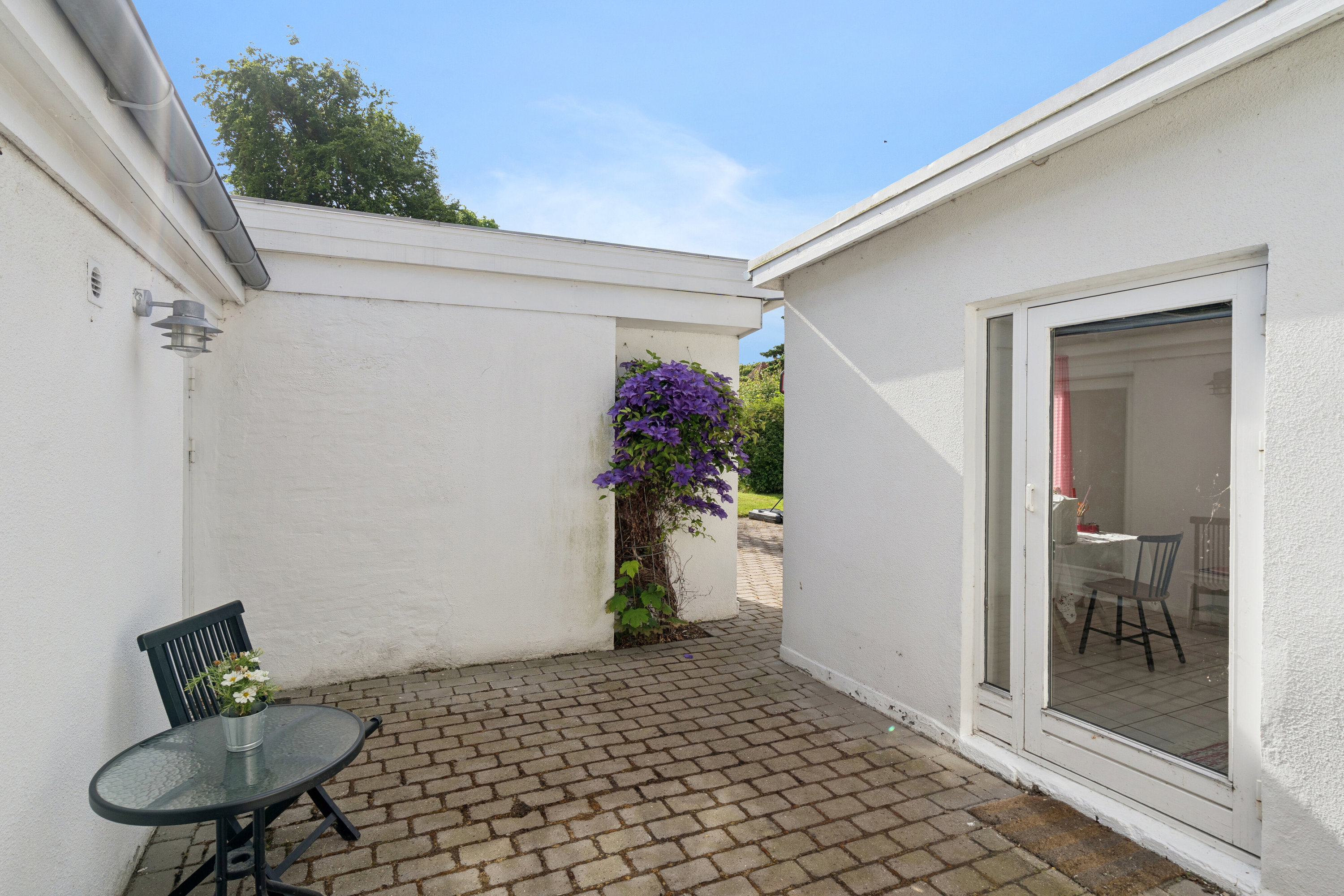 Fremhævet set fra haven billede i fuldskærmstilstand. Billede af Søndergade 13, 4690 Haslev