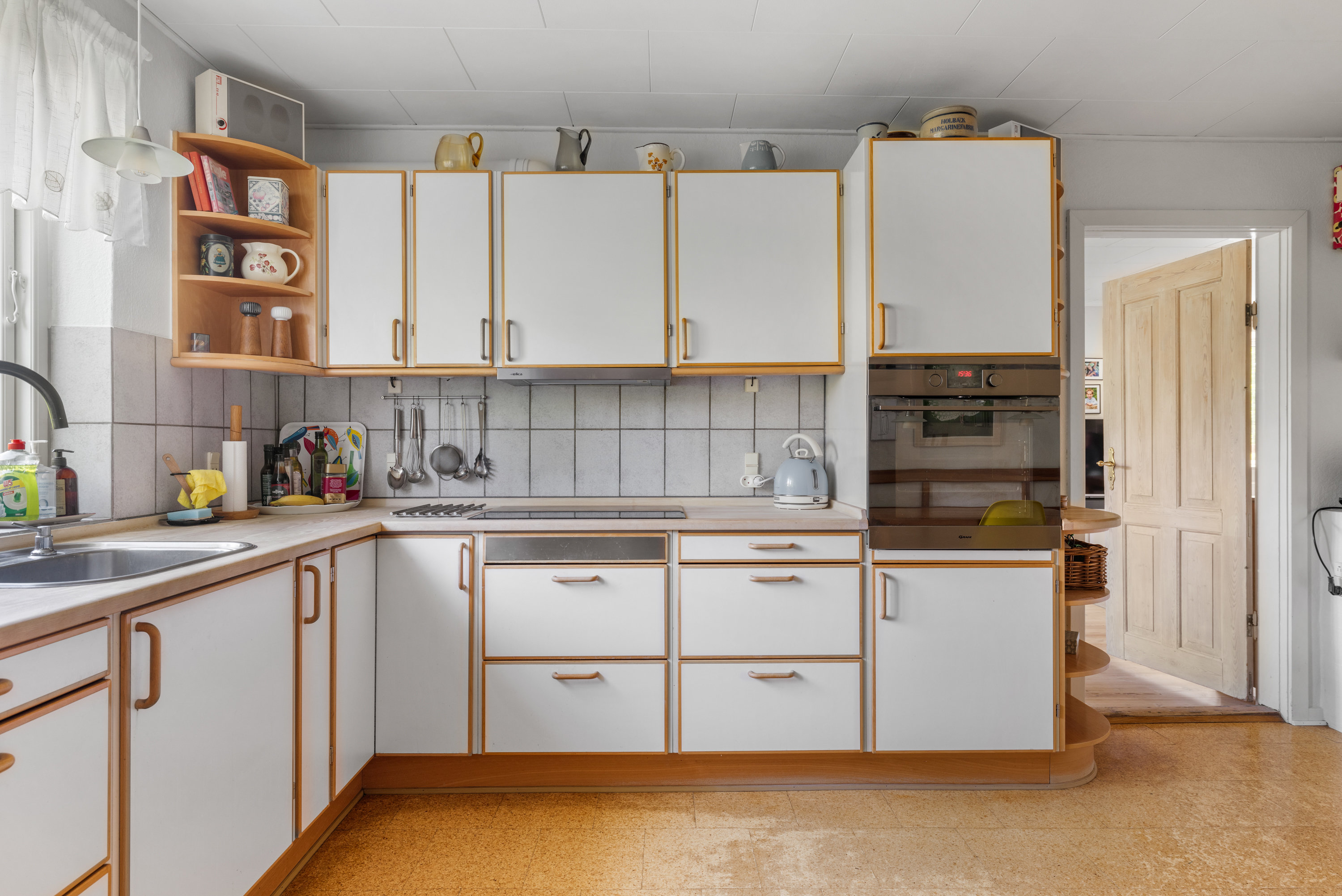 Fremhævet køkken billede i fuldskærmstilstand. Billede af Svanningevej 35, 5600 Faaborg