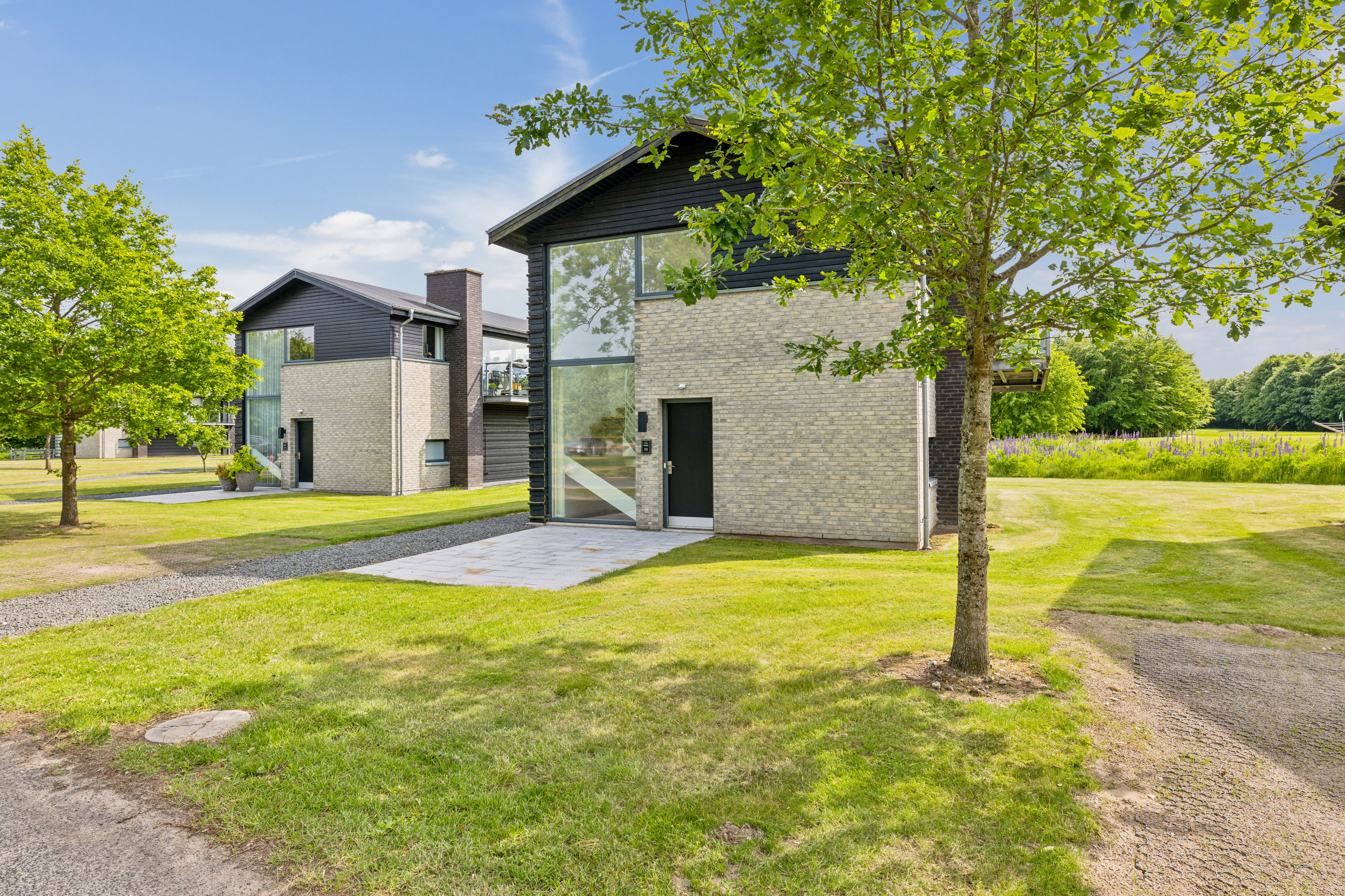 Fremhævet ejendom 1 billede i fuldskærmstilstand. Billede af Lübker Allé 25, 8581 Nimtofte