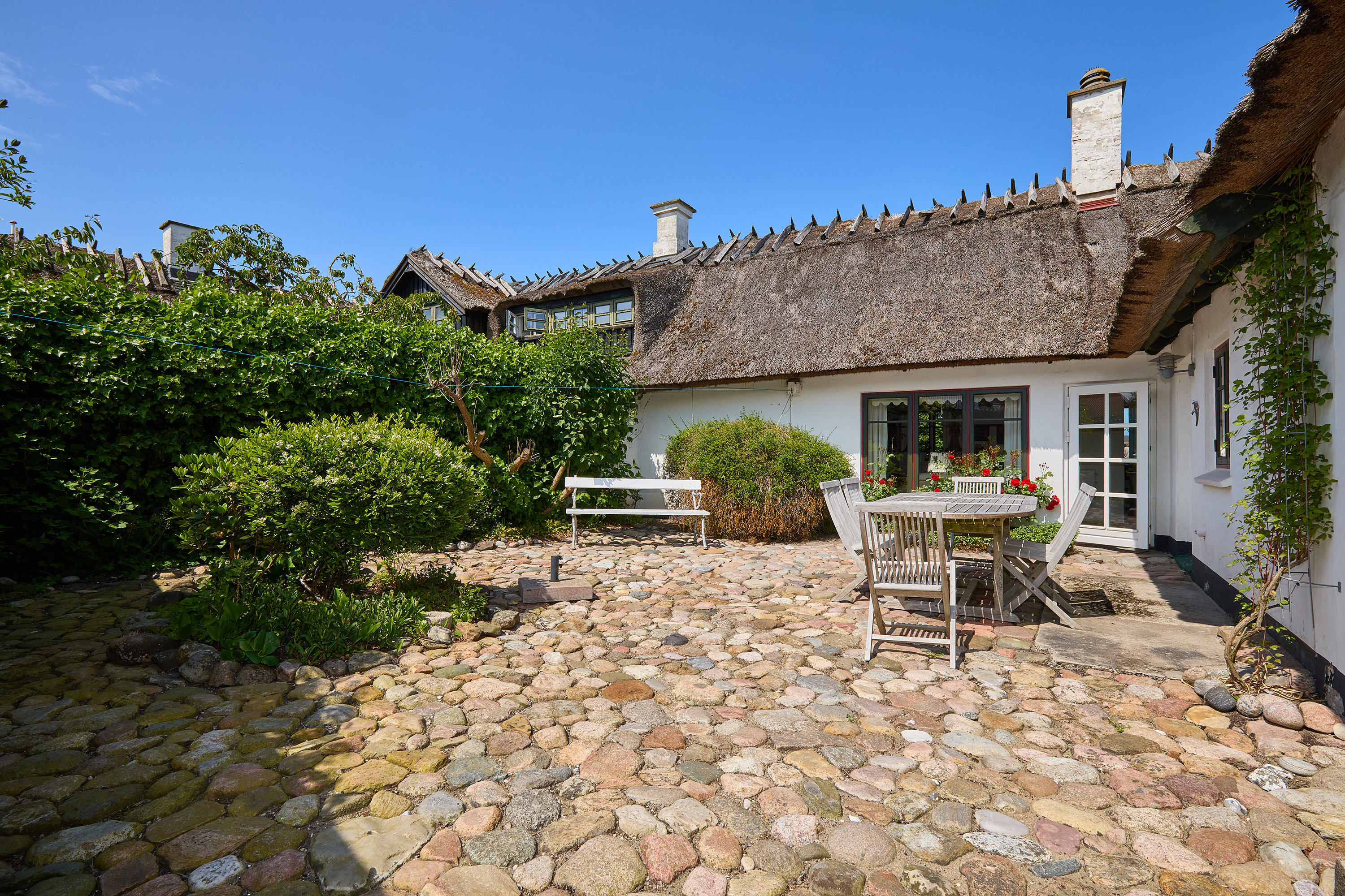 Fremhævet gårdhave billede i fuldskærmstilstand. Billede af Søstræde 7, 3250 Gilleleje