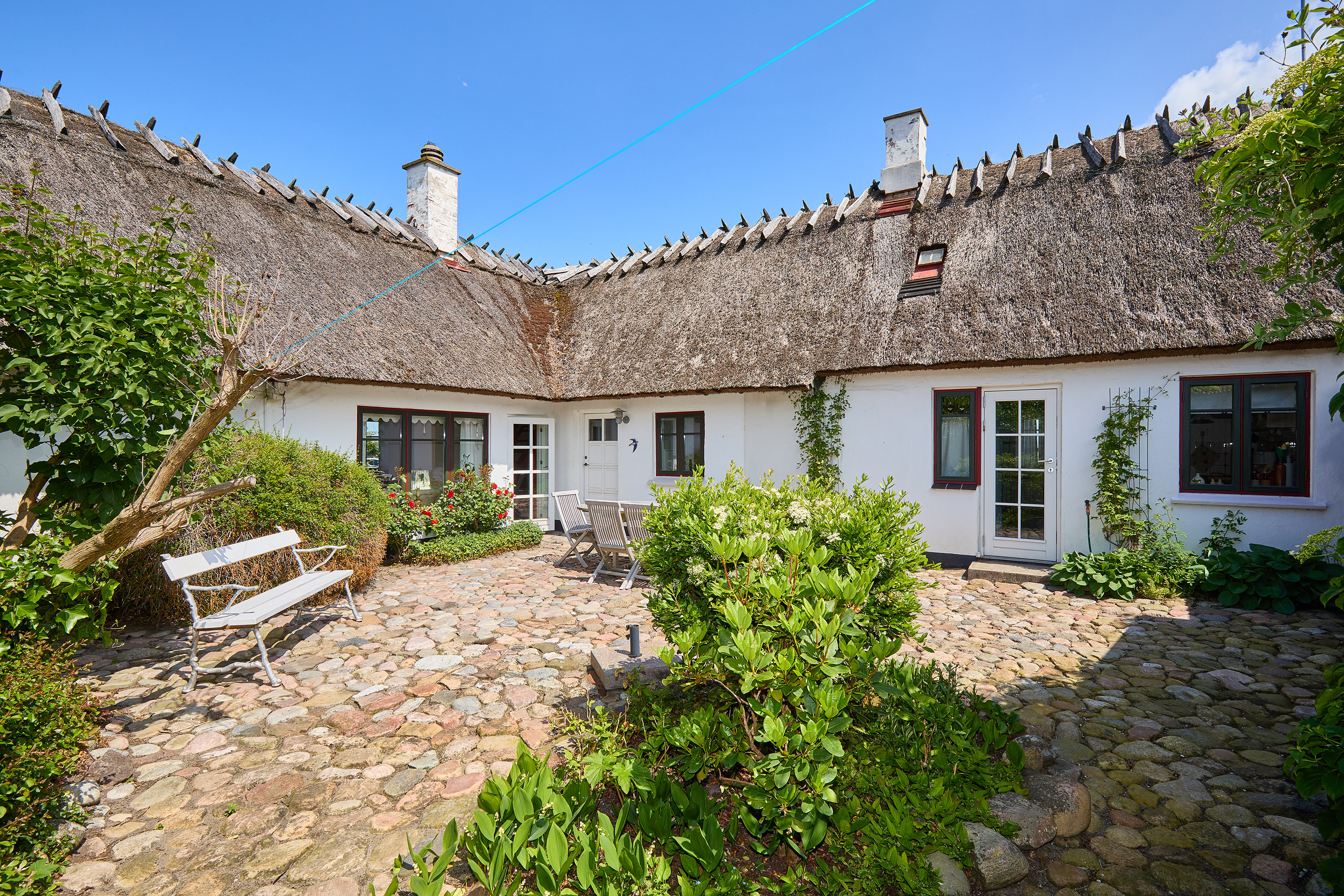 Fremhævet gårdhave billede i fuldskærmstilstand. Billede af Søstræde 7, 3250 Gilleleje