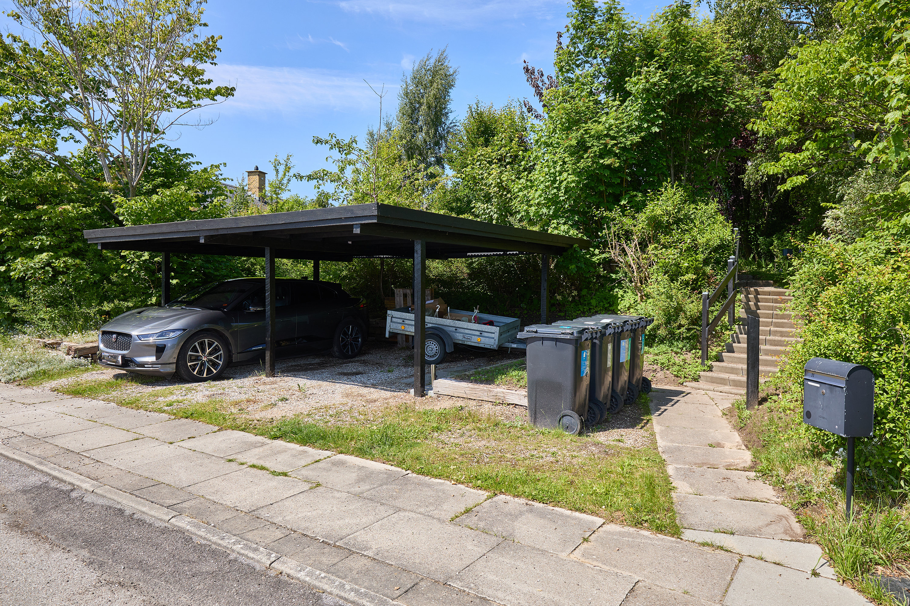 Fremhævet indkørsel billede i fuldskærmstilstand. Billede af Morænevej 11, Jordhøj, 3550 Slangerup