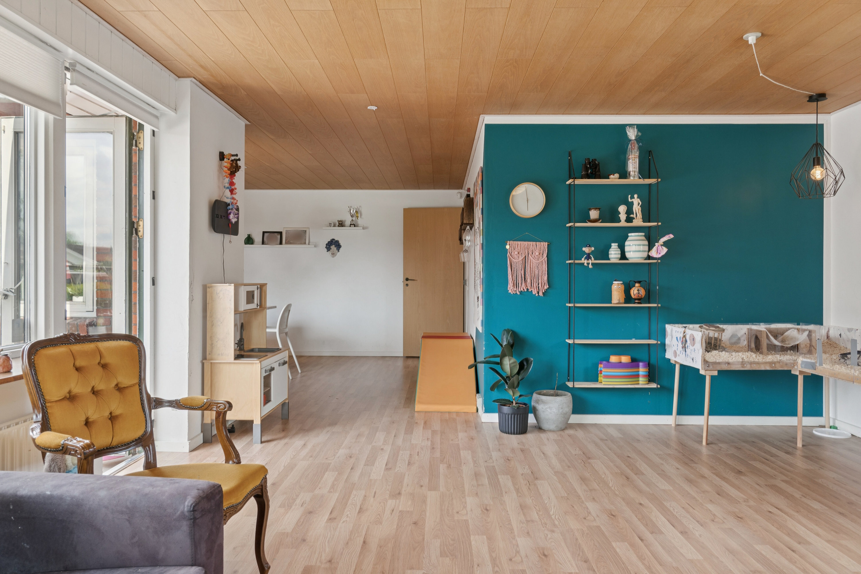 Fremhævet indendørs billede i fuldskærmstilstand. Billede af Gefionsvej 11, 9870 Sindal