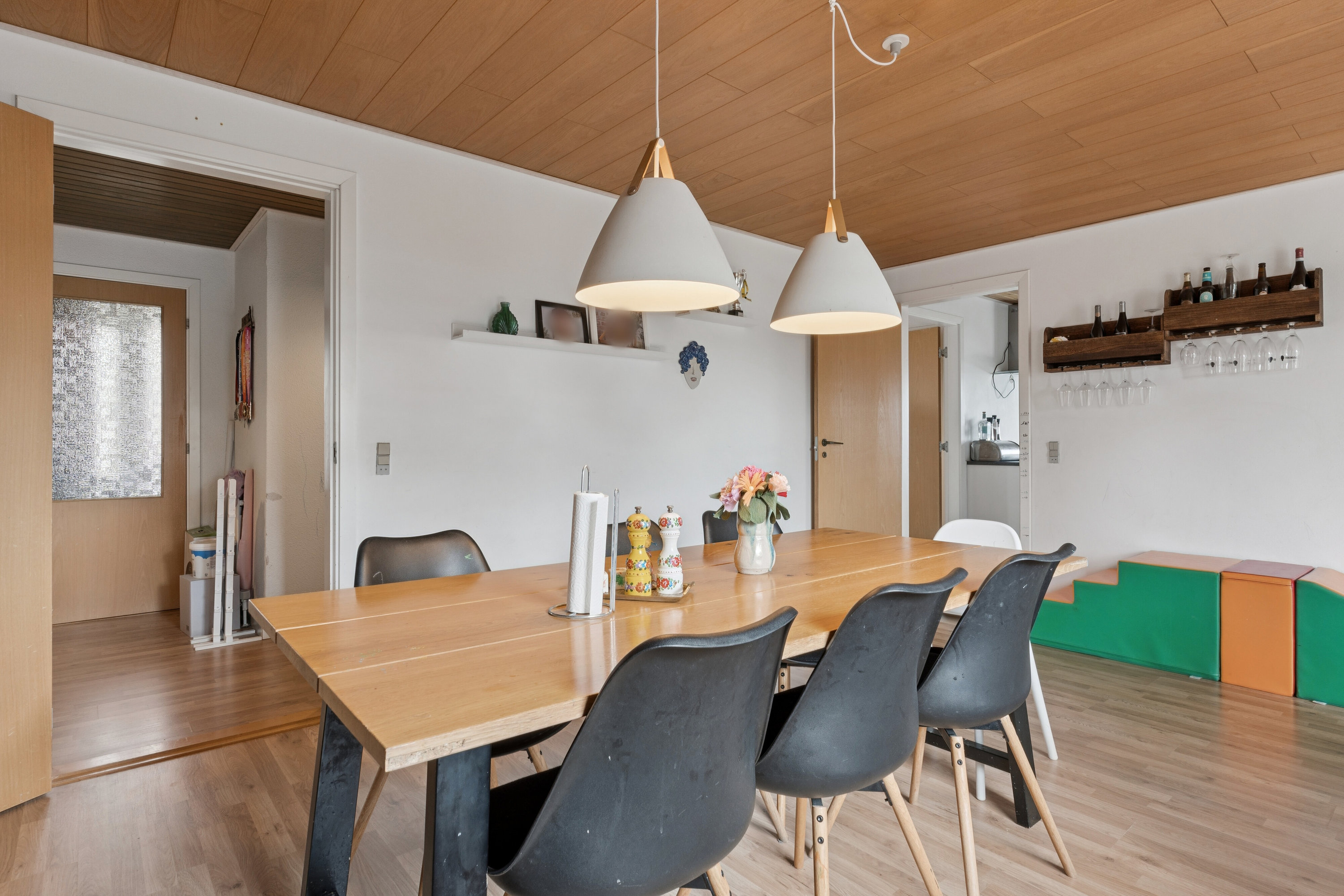 Fremhævet spisestue billede i fuldskærmstilstand. Billede af Gefionsvej 11, 9870 Sindal