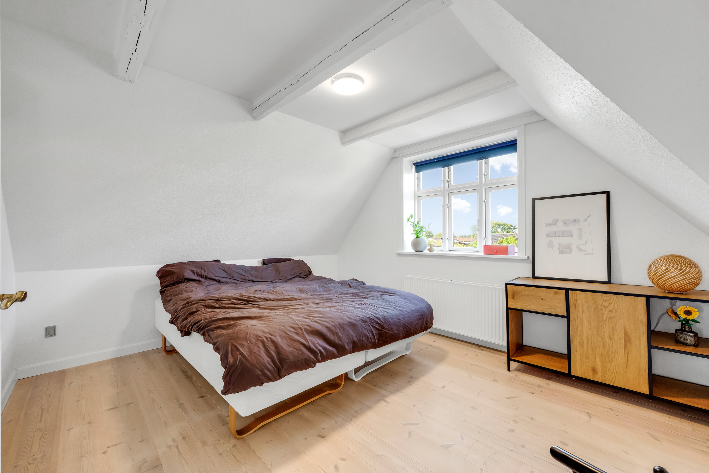 Fremhævet værelse billede i fuldskærmstilstand. Billede af Kongevej 8, 6900 Skjern