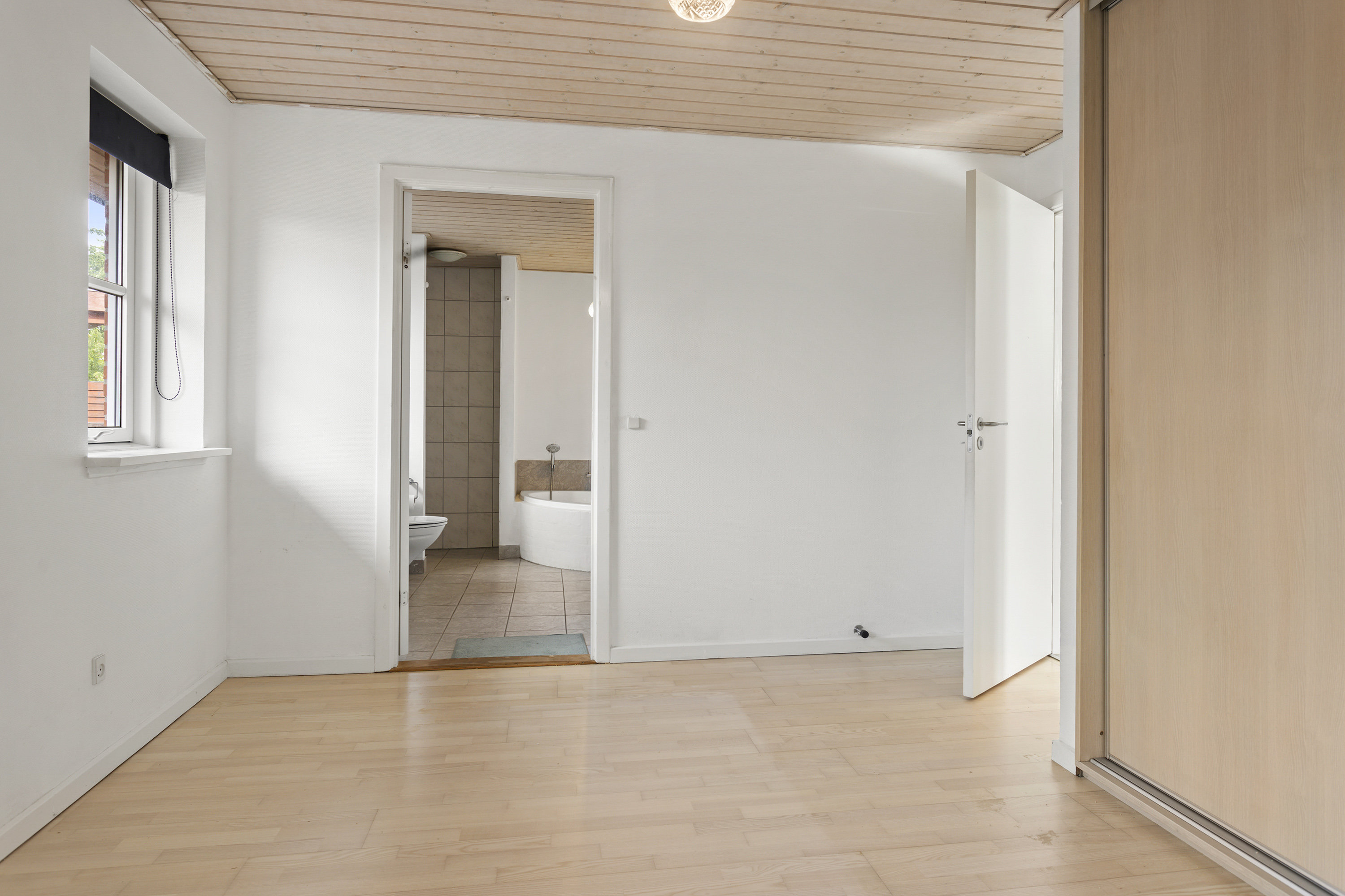 Fremhævet værelse billede i fuldskærmstilstand. Billede af Algade 144, 9700 Brønderslev