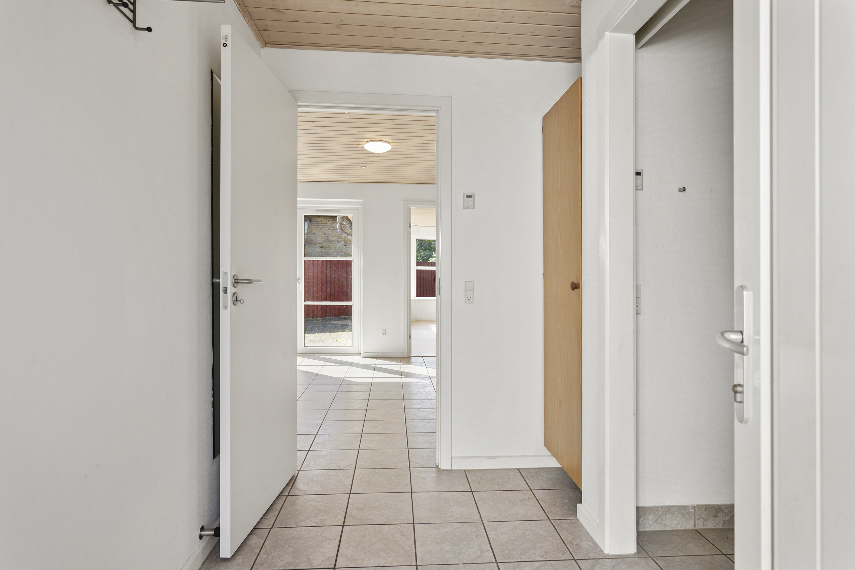 Fremhævet gang billede i fuldskærmstilstand. Billede af Algade 144, 9700 Brønderslev