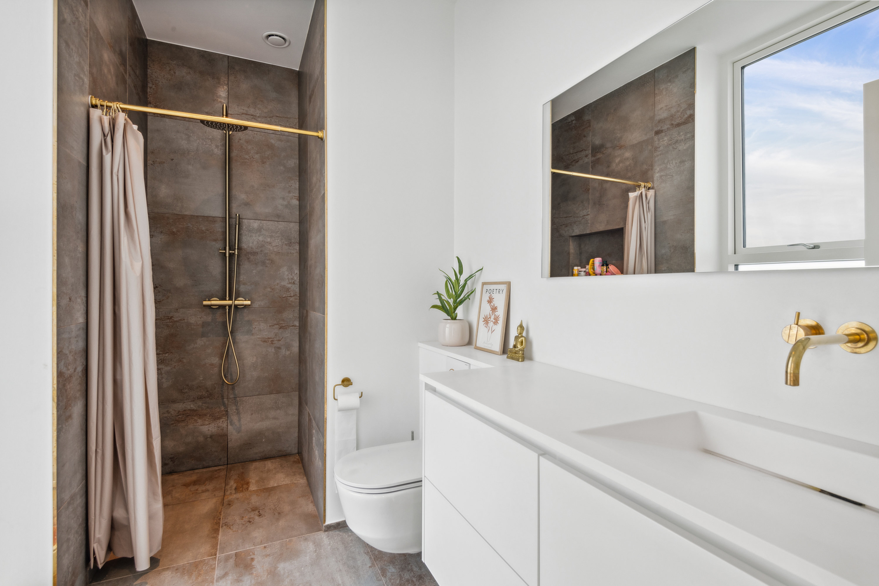 Fremhævet  billede i fuldskærmstilstand. Billede af Elektravej 21, Gug, 9210 Aalborg SØ