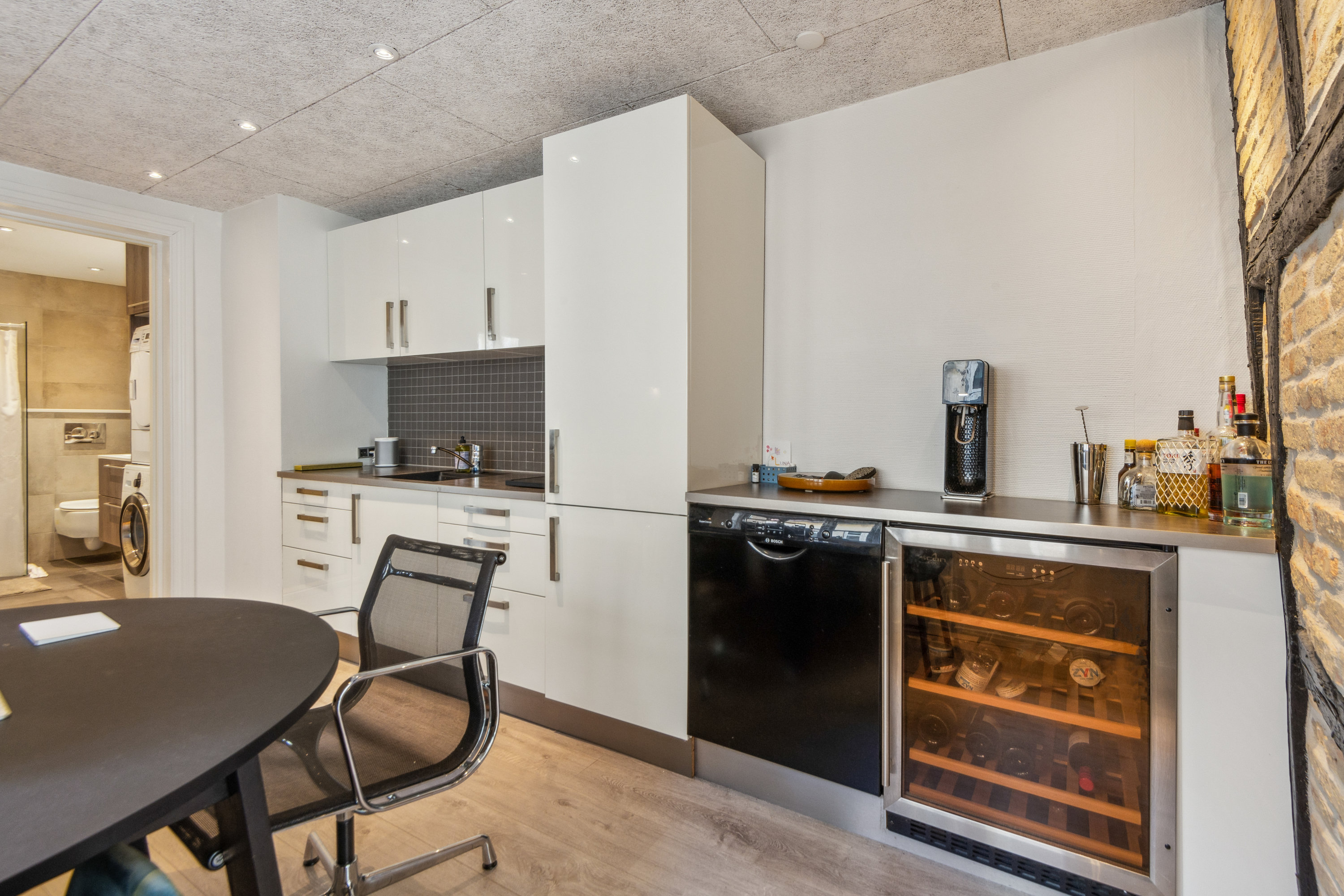 Miniaturebillede 2: spisestue. Billede af Vesterå 7, 1. th., 9000 Aalborg