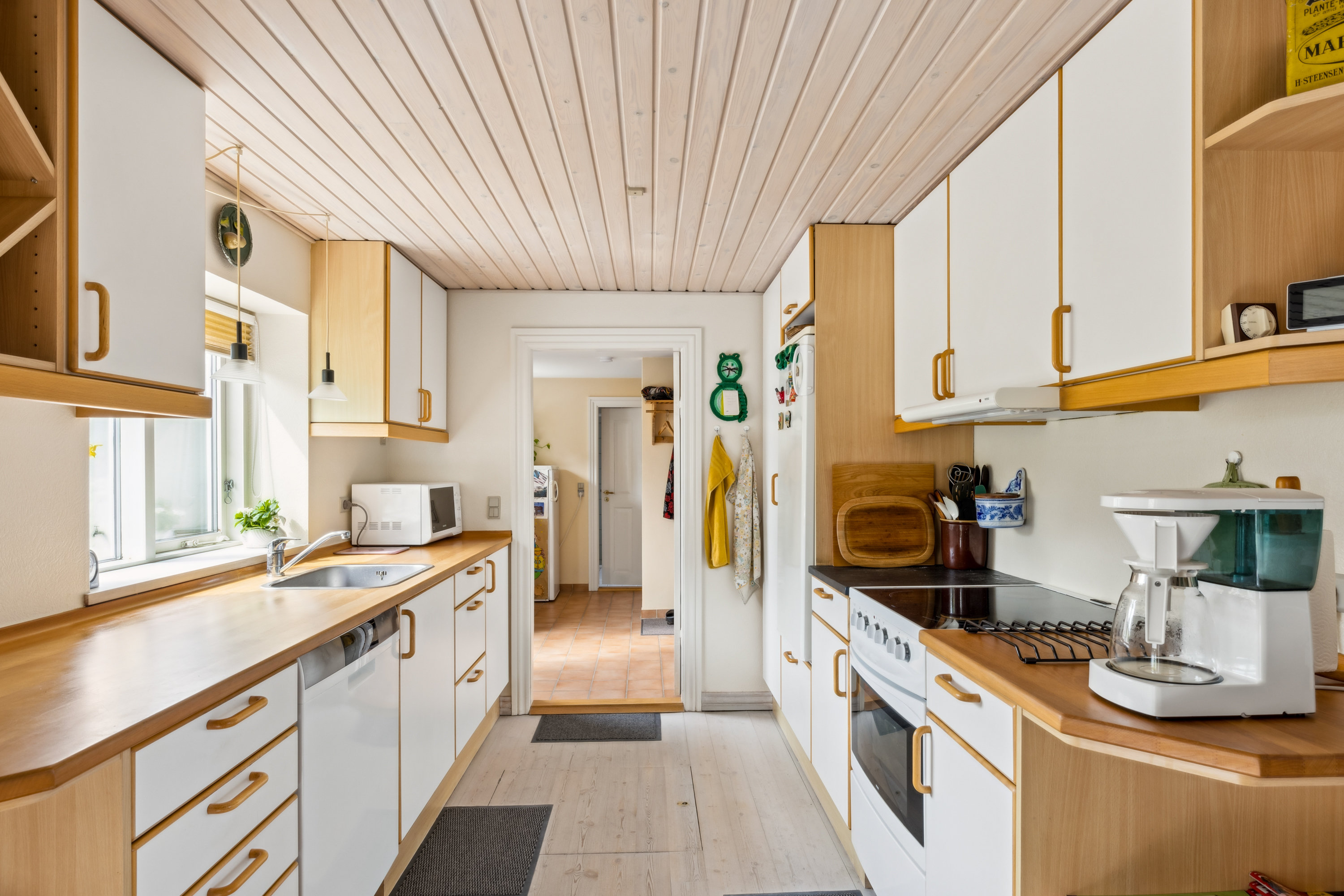 Fremhævet køkken billede i fuldskærmstilstand. Billede af Lyngbyvej 87, 8570 Trustrup