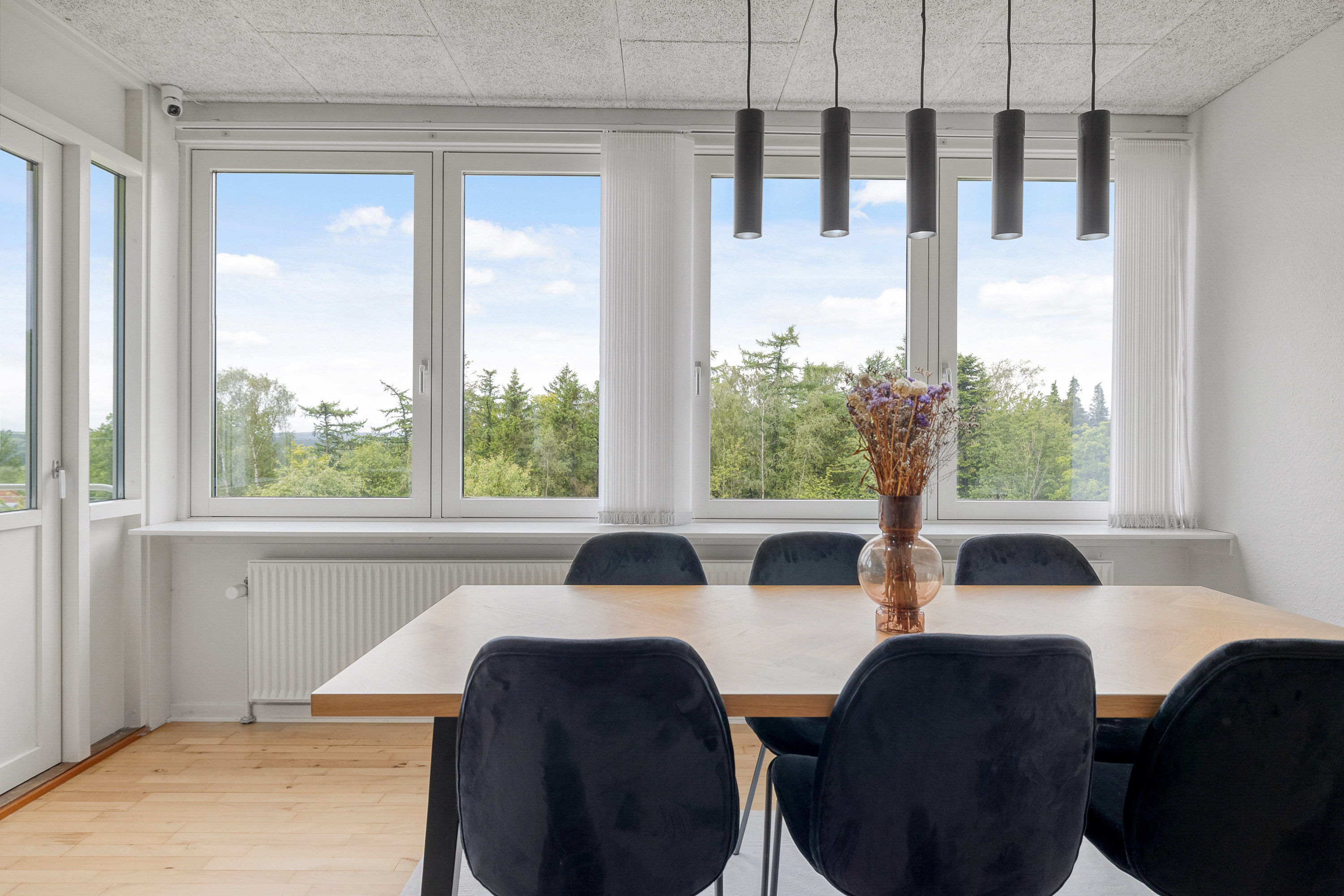 Fremhævet  billede i fuldskærmstilstand. Billede af Emmasvej 19, 1. th., 8220 Brabrand