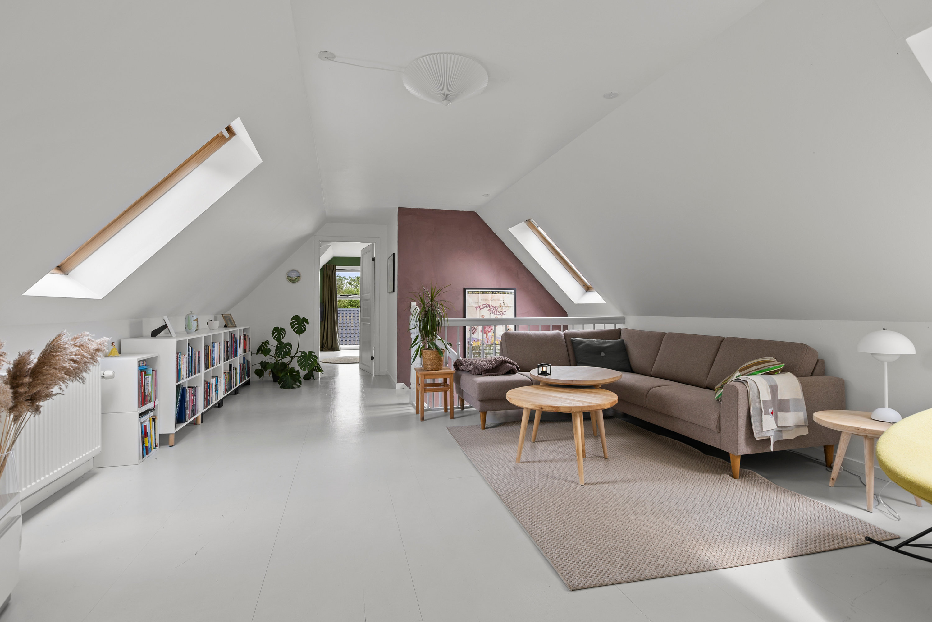 Fremhævet stue billede i fuldskærmstilstand. Billede af Ødemarksvej 5, Flinterup, 4180 Sorø