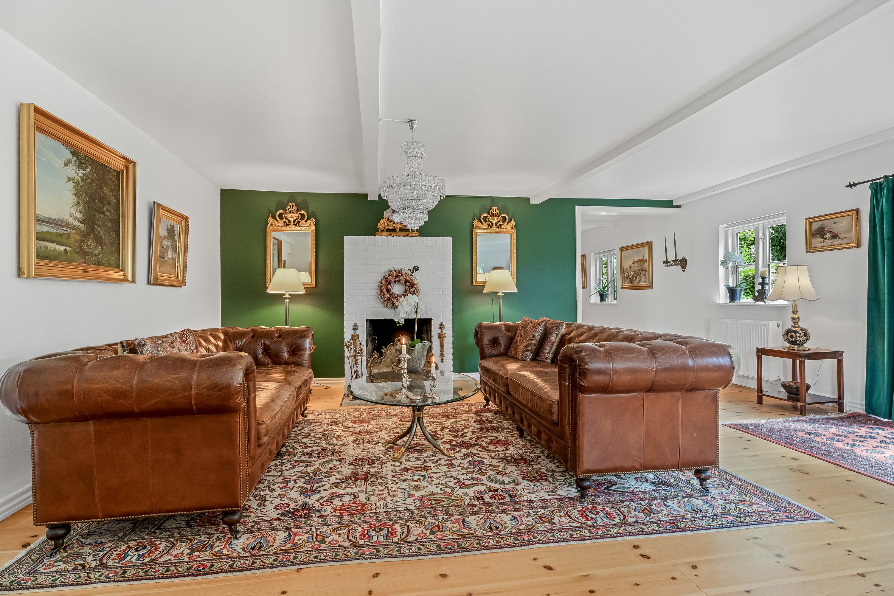 Fremhævet stue billede i fuldskærmstilstand. Billede af Ellet 1, Døllefjelde, 4990 Sakskøbing