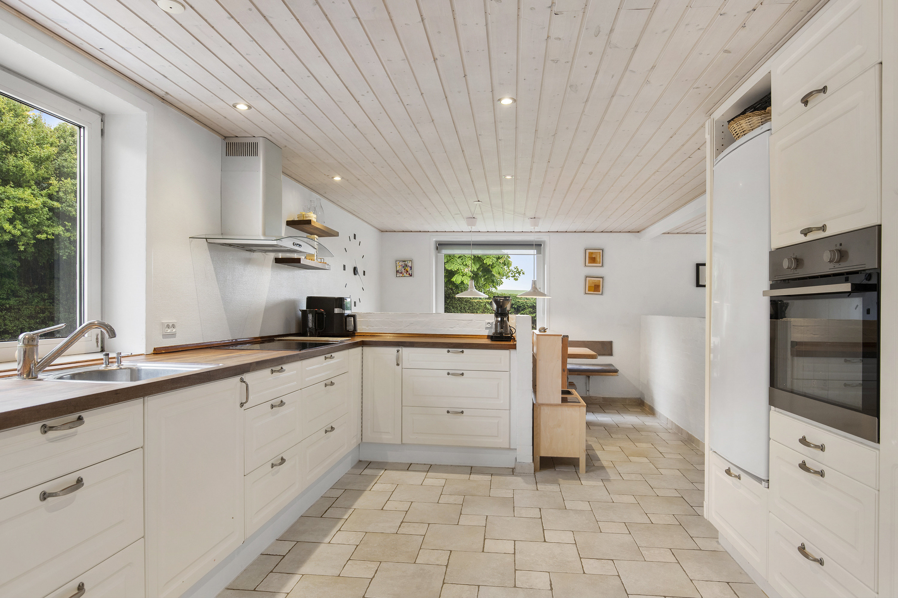 Fremhævet køkken billede i fuldskærmstilstand. Billede af Højlundsvej 47, Børglum, 9760 Vrå