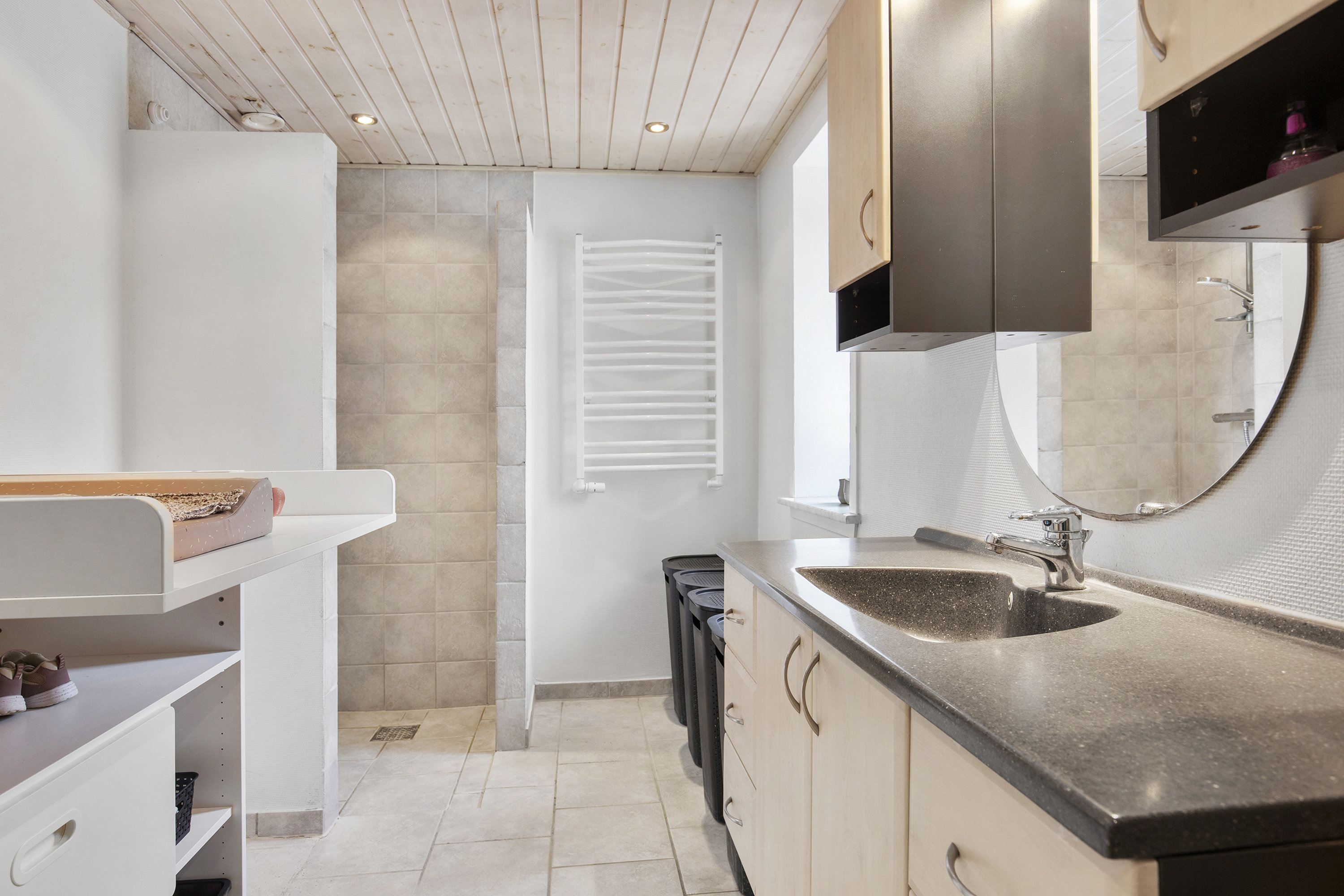 Fremhævet badeværelse billede i fuldskærmstilstand. Billede af Højlundsvej 47, Børglum, 9760 Vrå