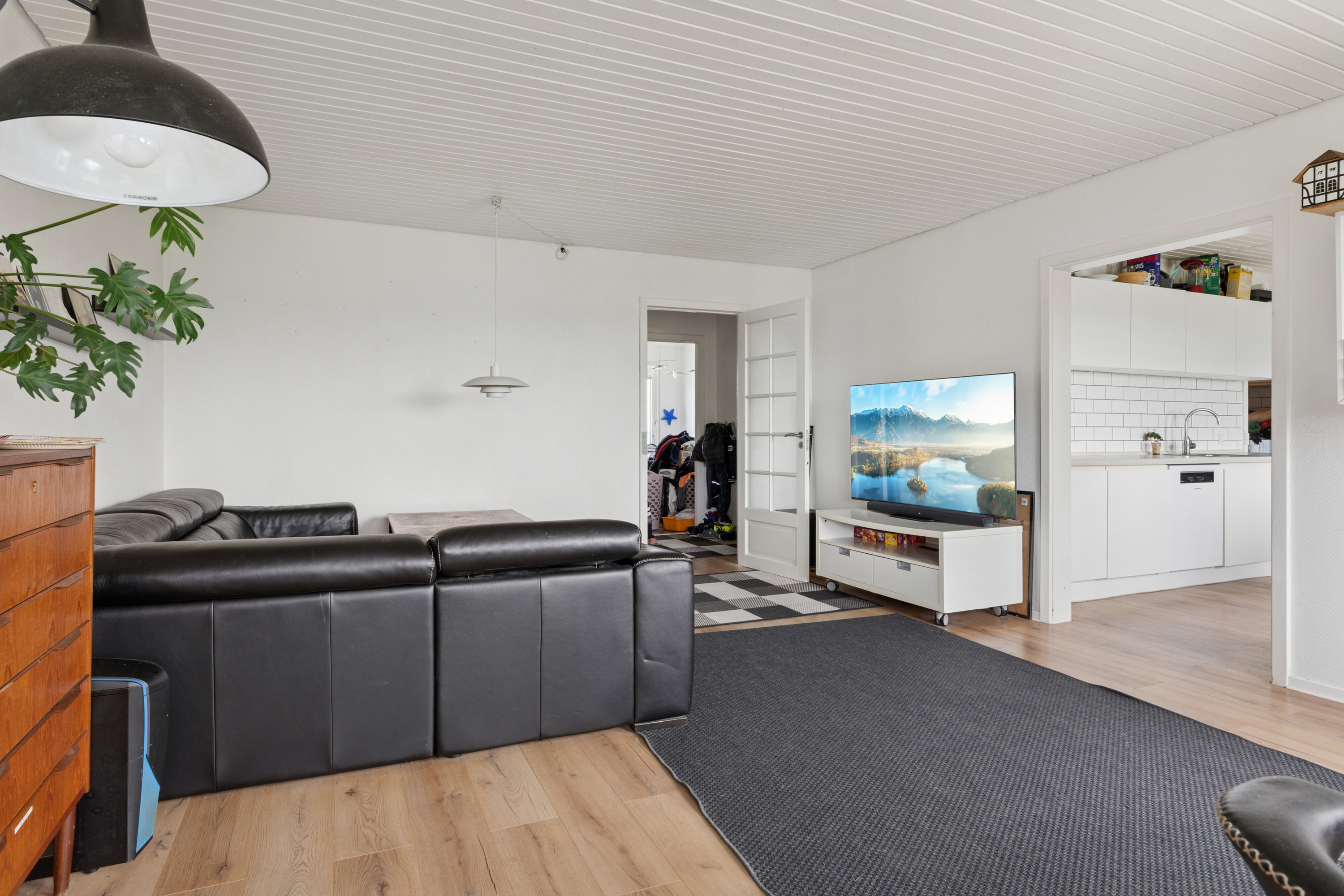 Fremhævet stue billede i fuldskærmstilstand. Billede af Tyreengen 30, 3. th., 4220 Korsør