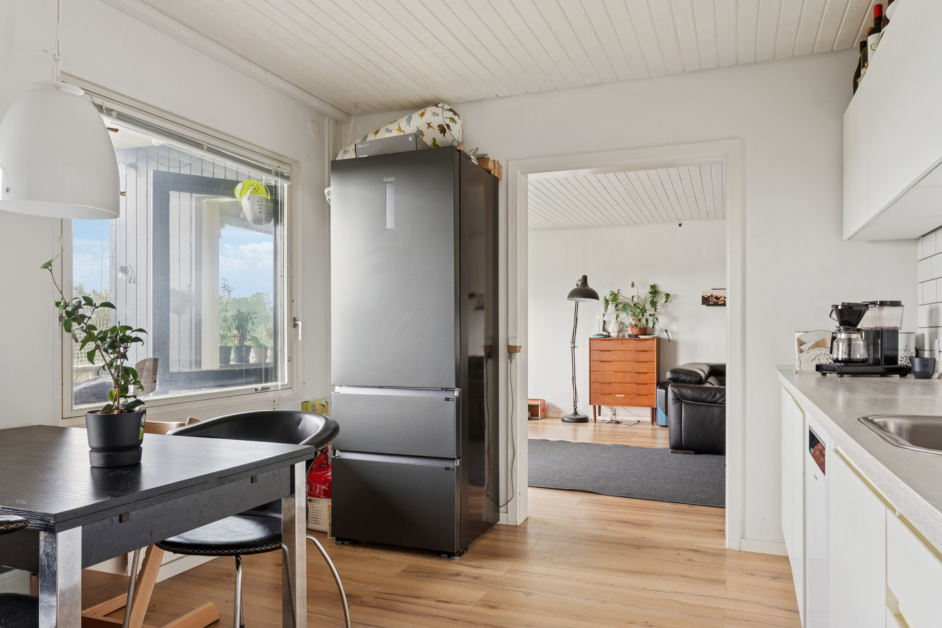 Fremhævet køkken billede i fuldskærmstilstand. Billede af Tyreengen 30, 3. th., 4220 Korsør