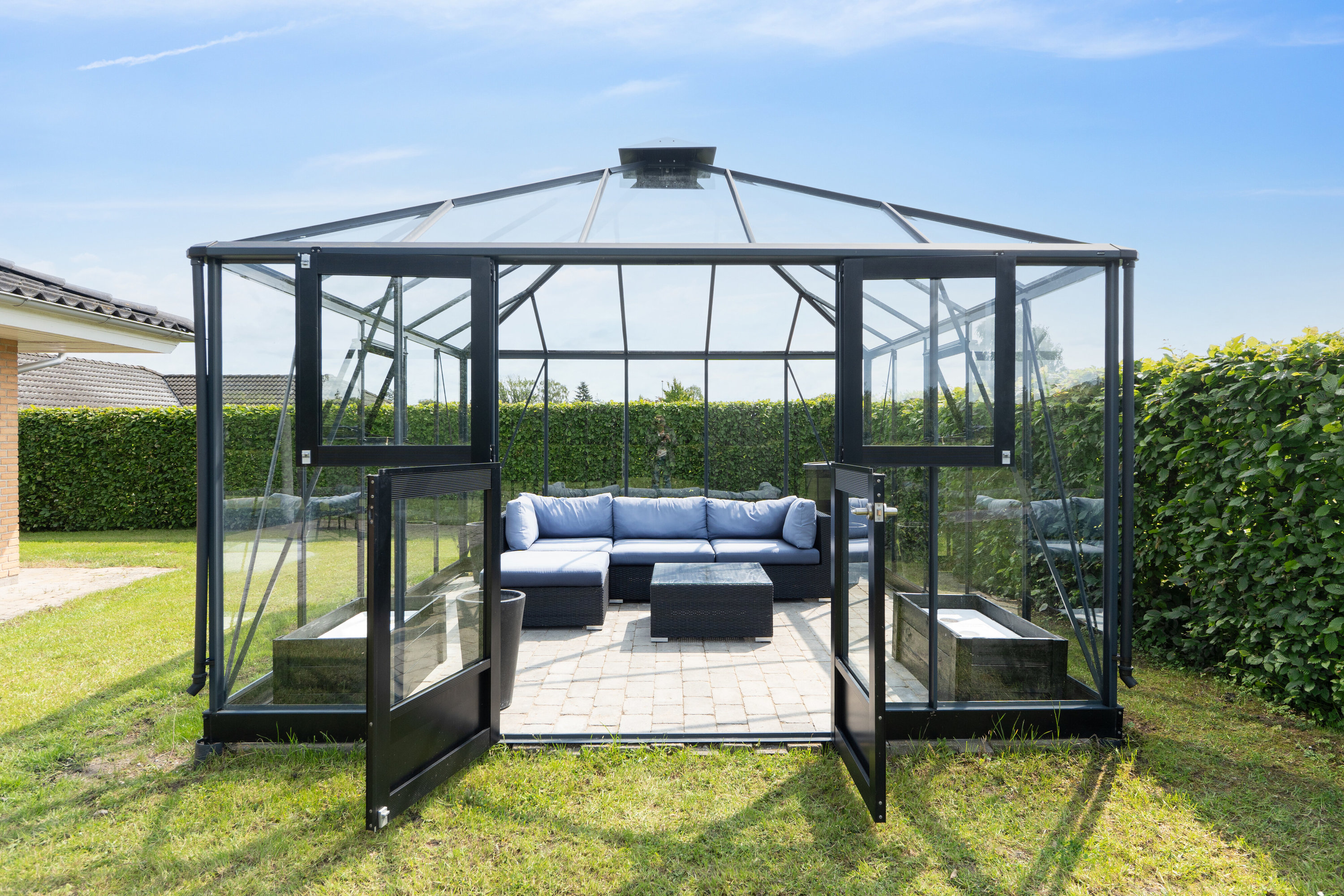 Fremhævet terrasse billede i fuldskærmstilstand. Billede af Æblehaven 7, 5462 Morud