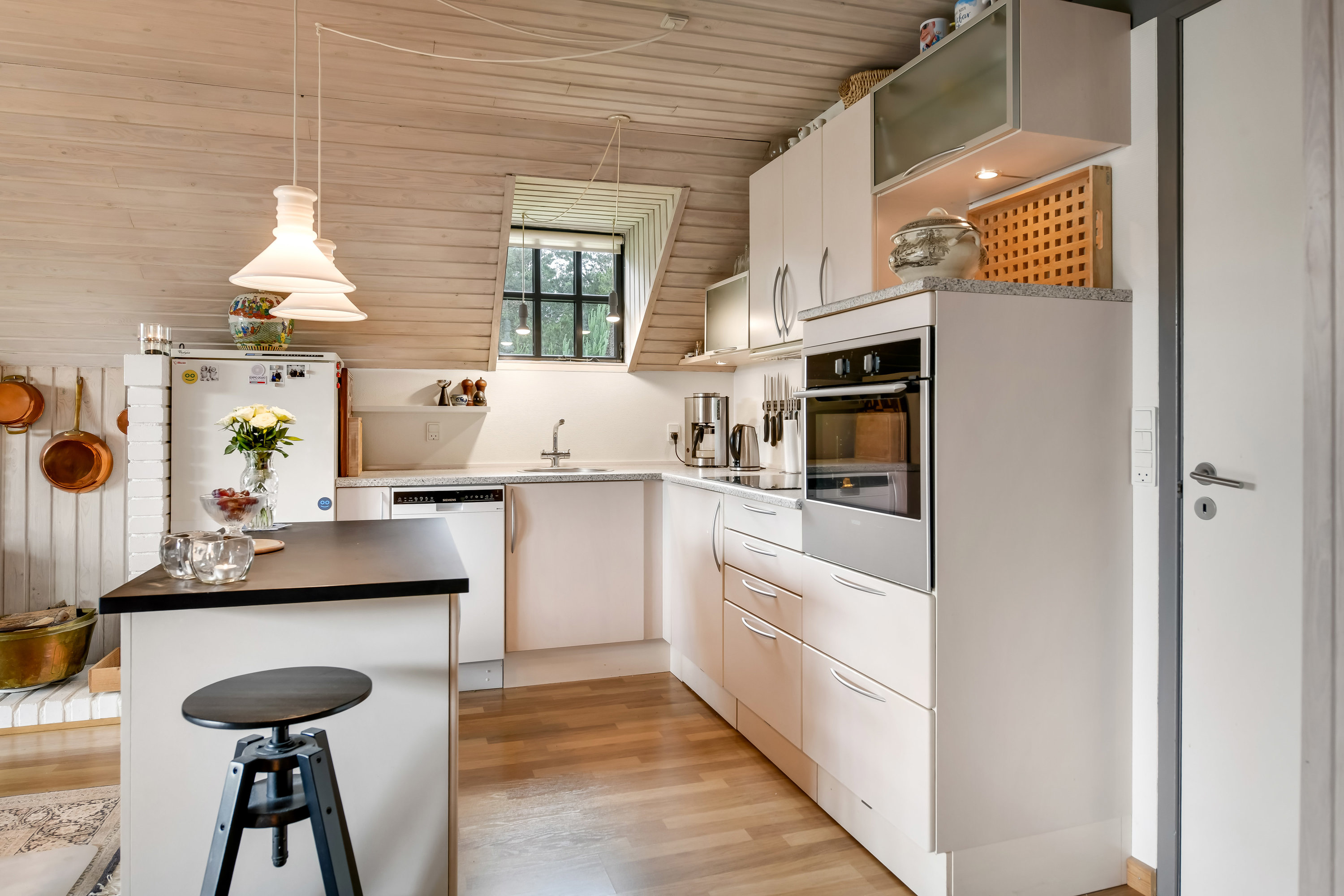 Fremhævet køkken billede i fuldskærmstilstand. Billede af Præstens Toft 4, Sønderho, 6720 Fanø