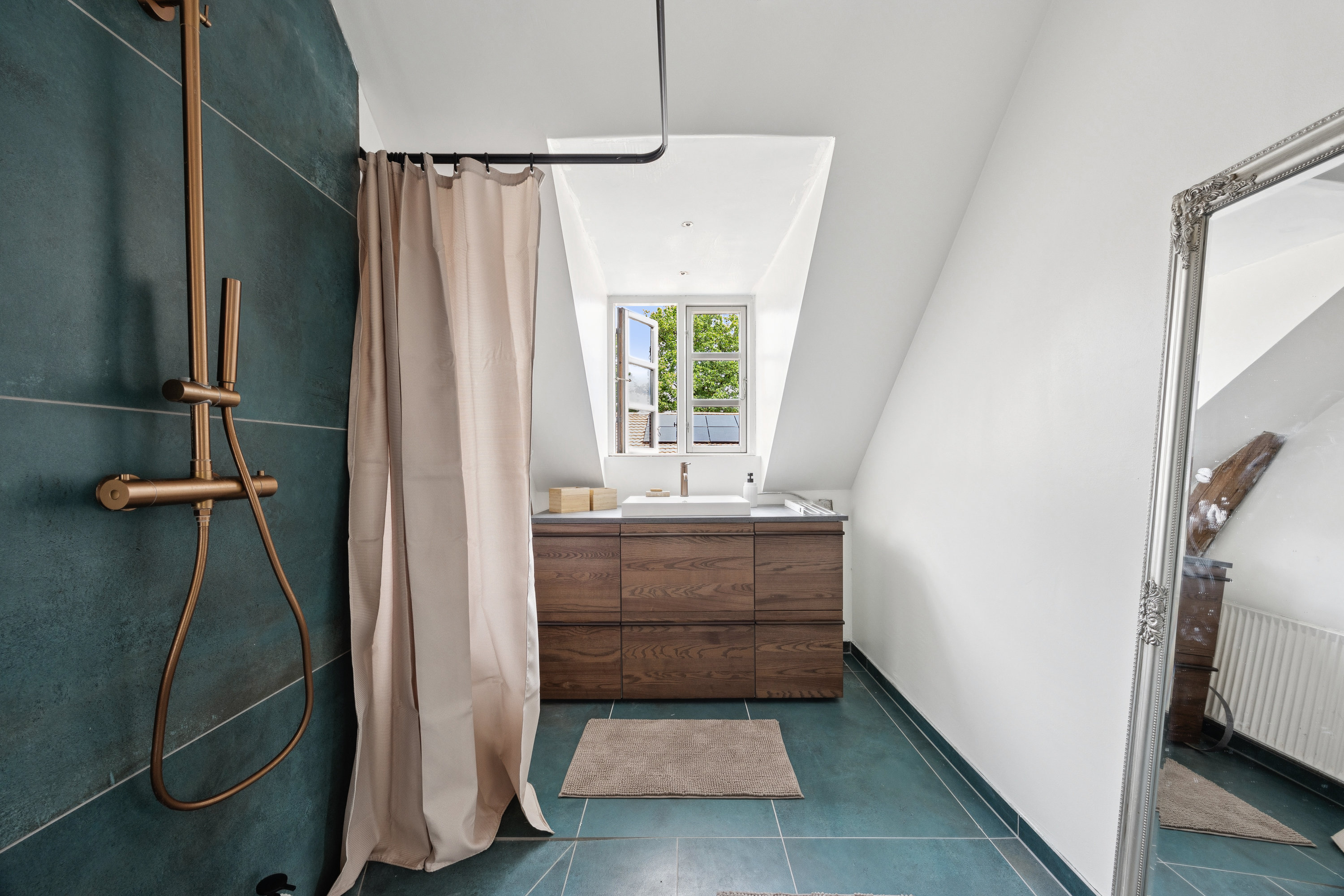 Fremhævet badeværelse billede i fuldskærmstilstand. Billede af Svansbjergvej 2, 4681 Herfølge