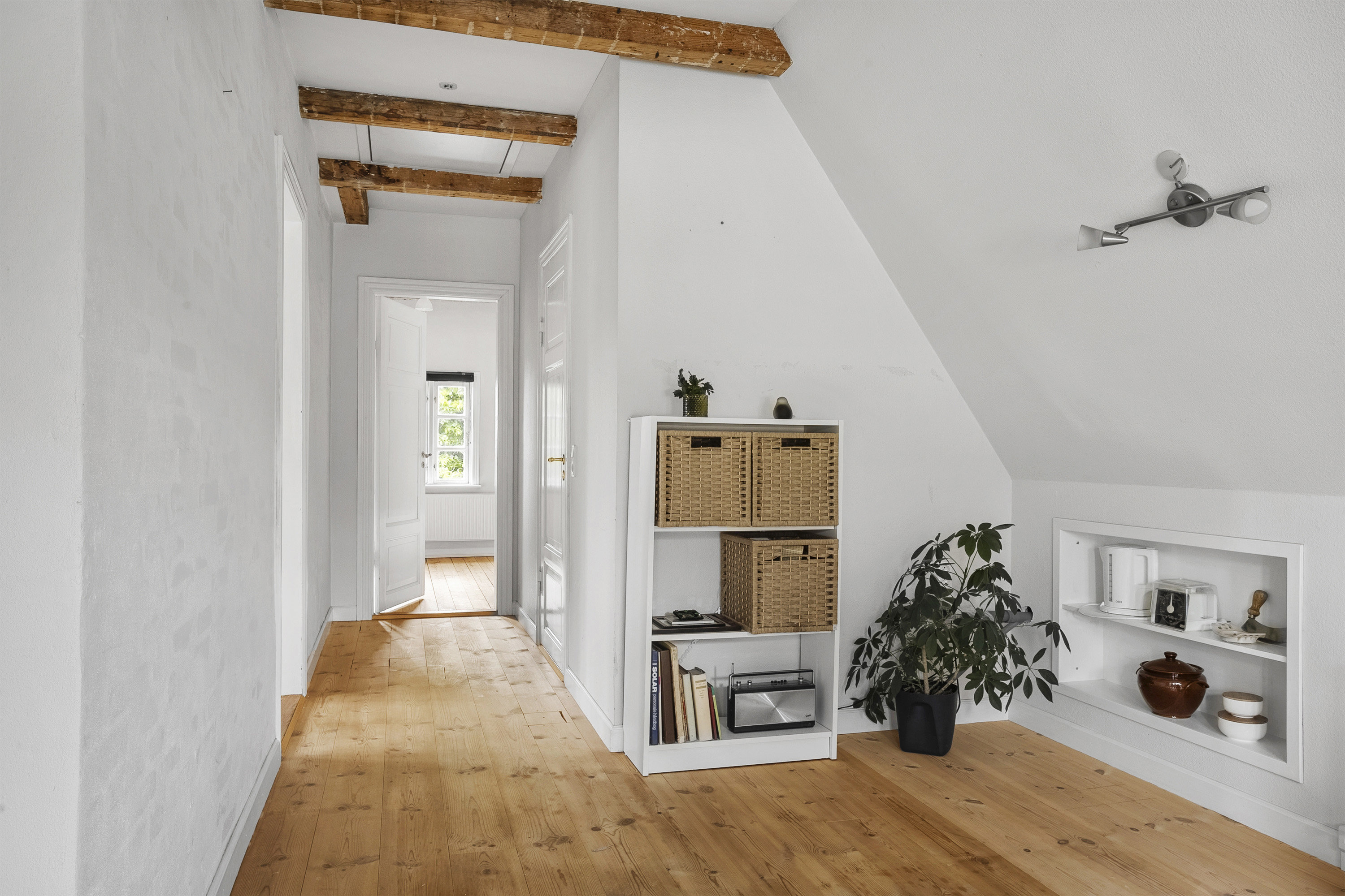 Fremhævet repos billede i fuldskærmstilstand. Billede af Ribe-Vejle Landevej 13, Nyby, 6600 Vejen