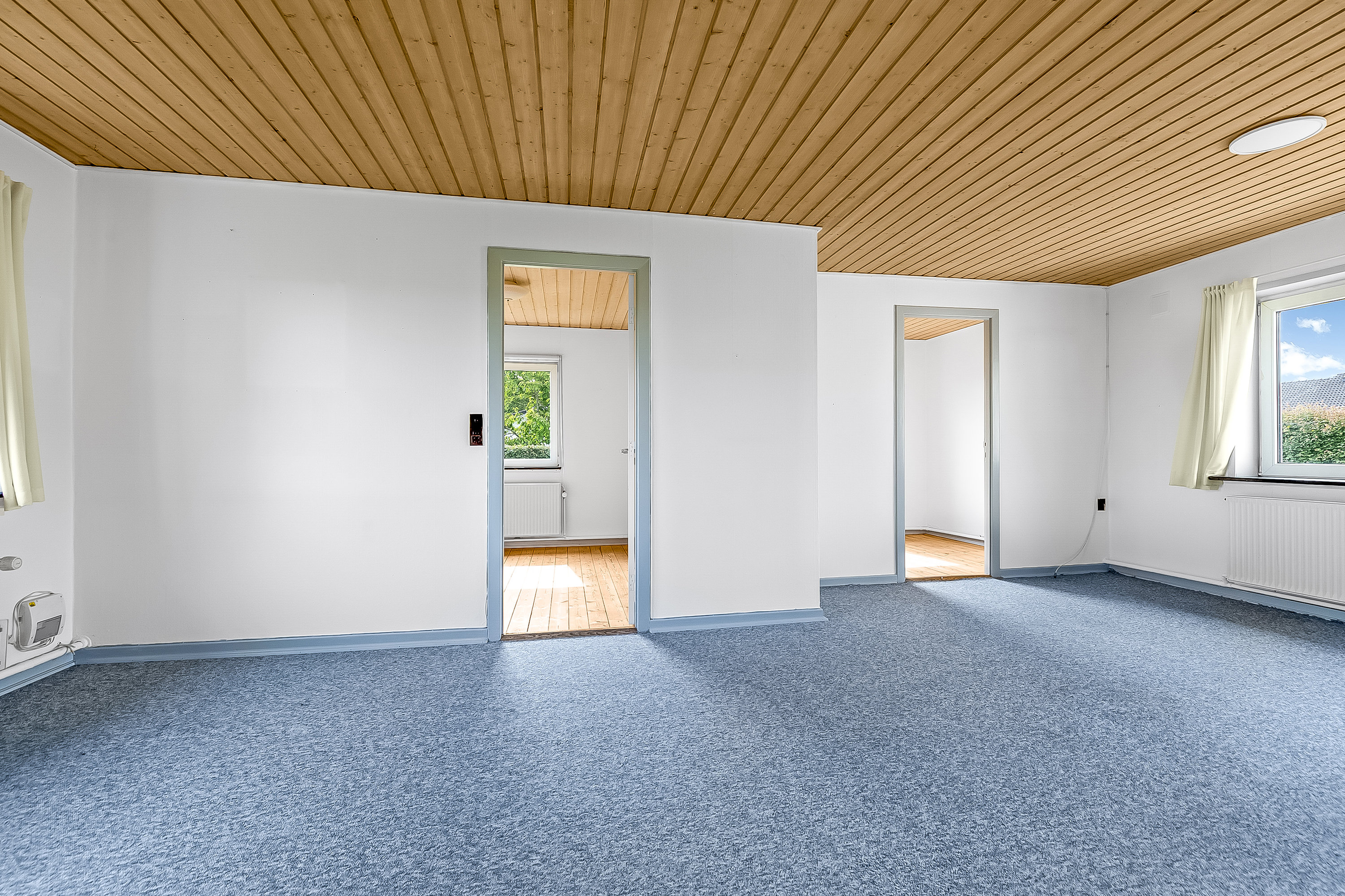 Fremhævet stue billede i fuldskærmstilstand. Billede af Stenderupvej 36, Agtrup, 6091 Bjert