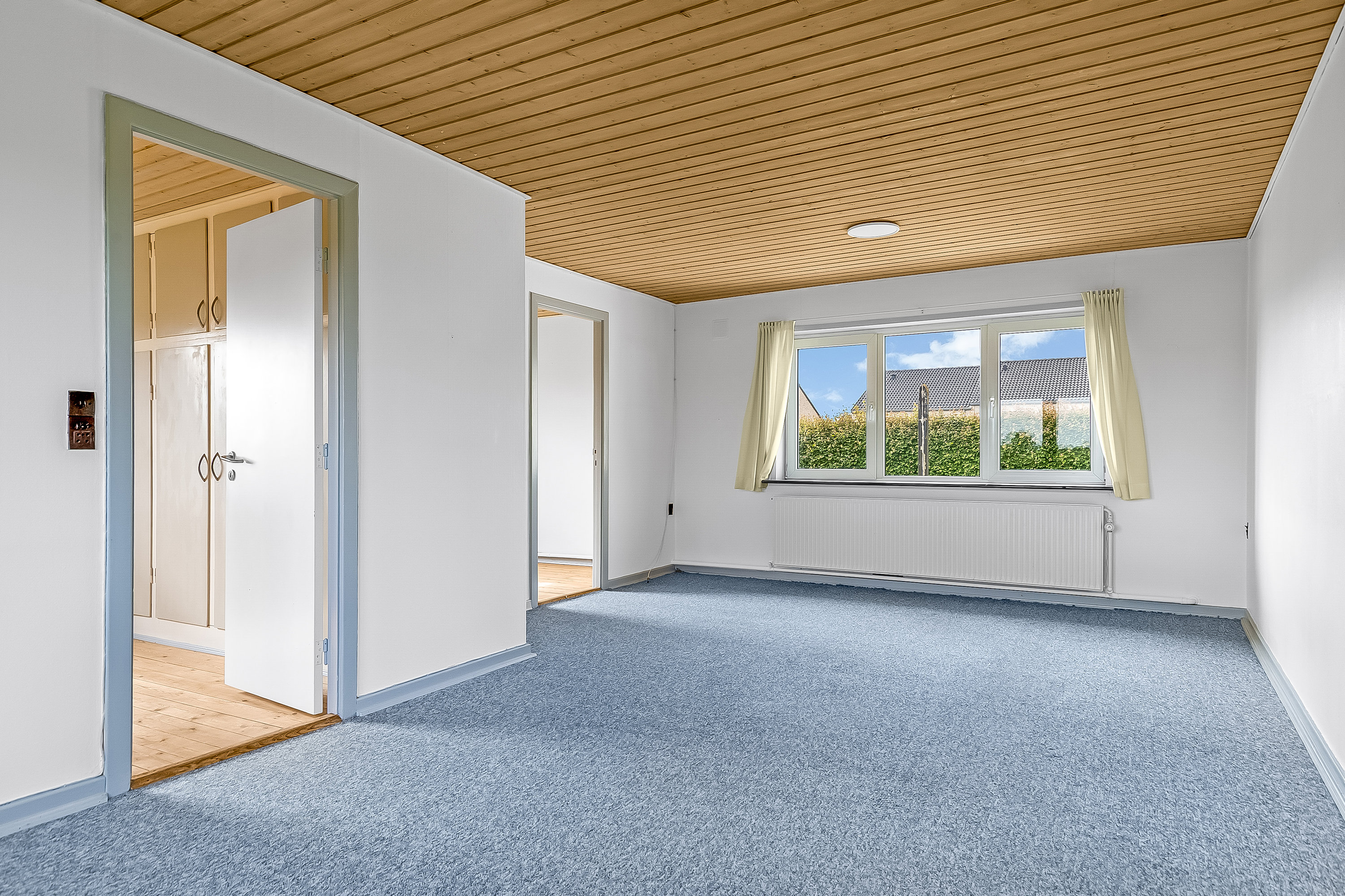 Fremhævet stue billede i fuldskærmstilstand. Billede af Stenderupvej 36, Agtrup, 6091 Bjert