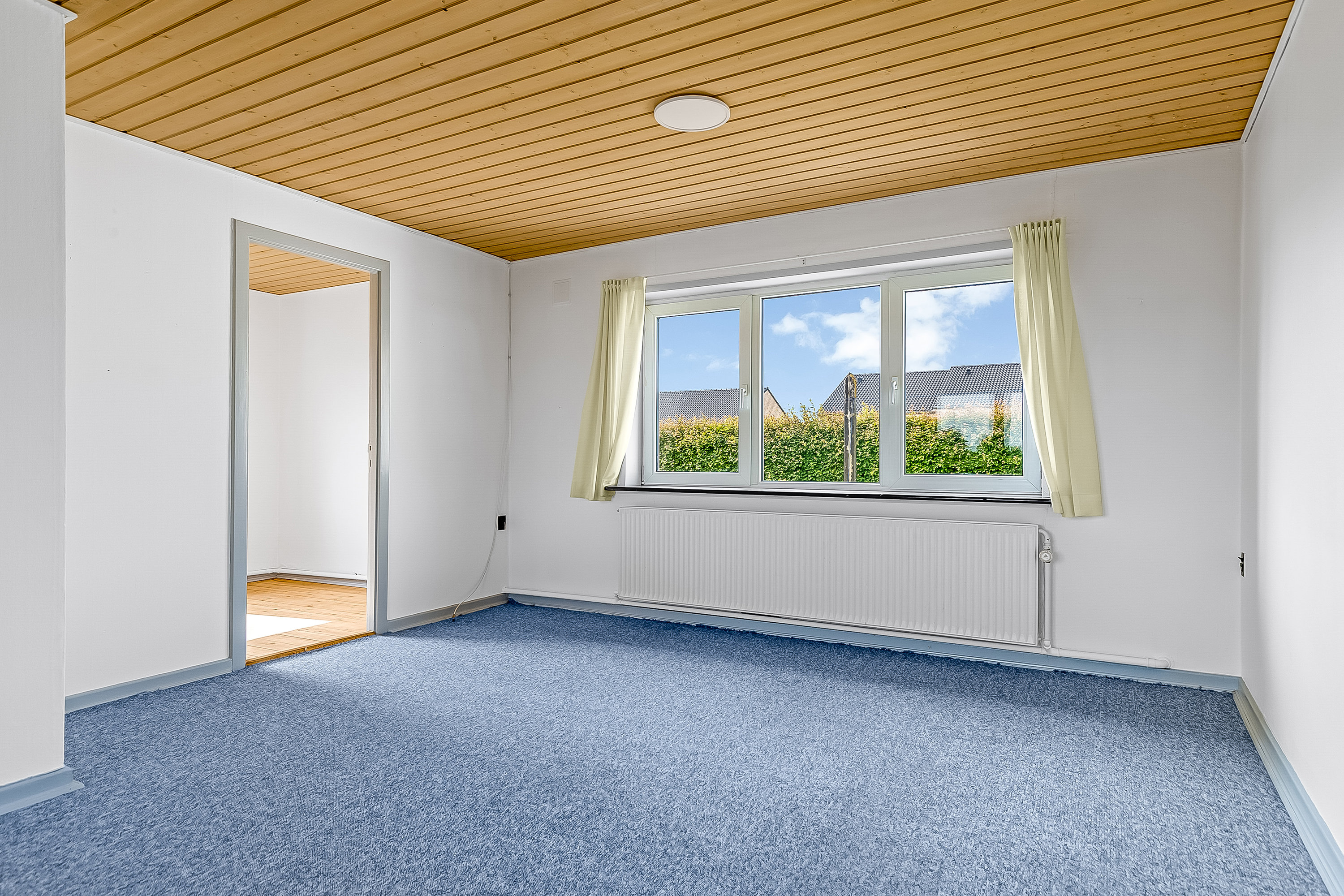 Fremhævet stue billede i fuldskærmstilstand. Billede af Stenderupvej 36, Agtrup, 6091 Bjert