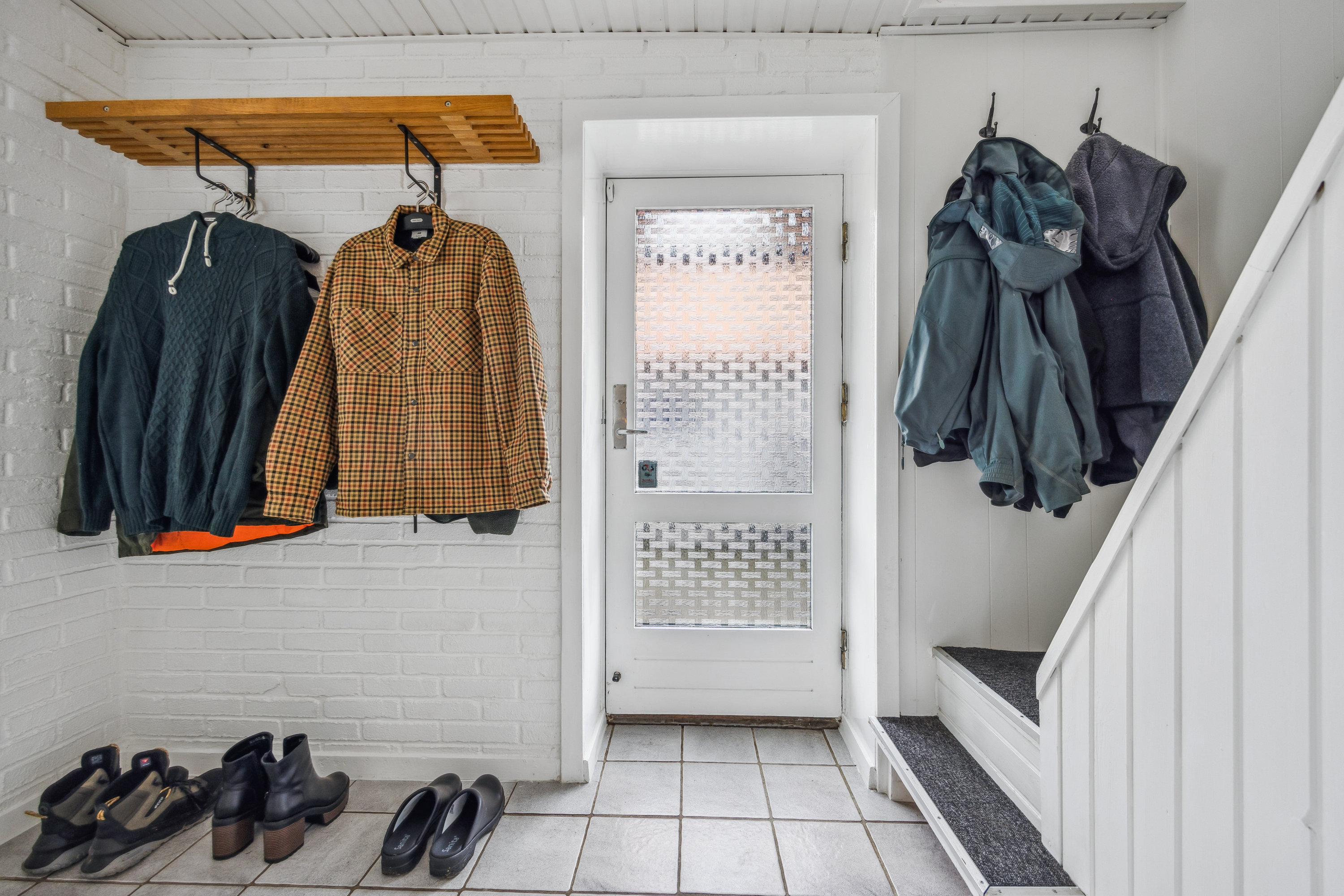 Fremhævet entré billede i fuldskærmstilstand. Billede af Bjørnbækvej 4, Ravnstrup, 9320 Hjallerup