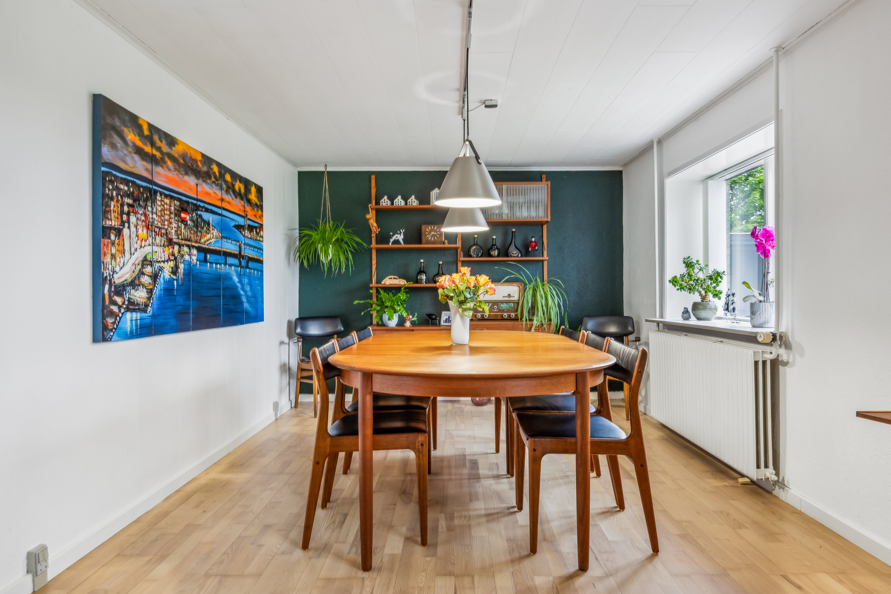 Fremhævet spisestue billede i fuldskærmstilstand. Billede af Bjørnbækvej 4, Ravnstrup, 9320 Hjallerup