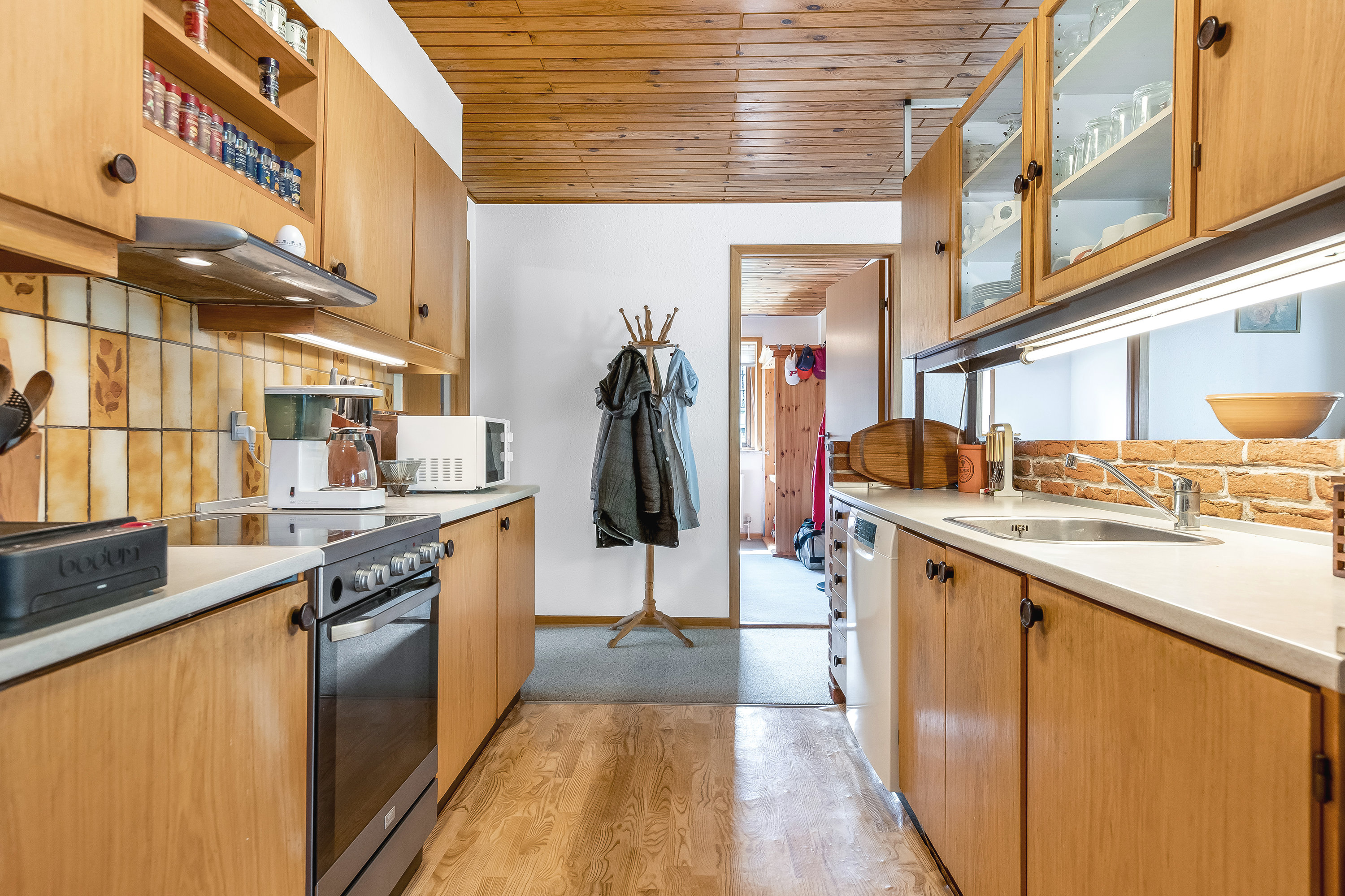 Fremhævet køkken billede i fuldskærmstilstand. Billede af Midsommervej 103, 6261 Bredebro