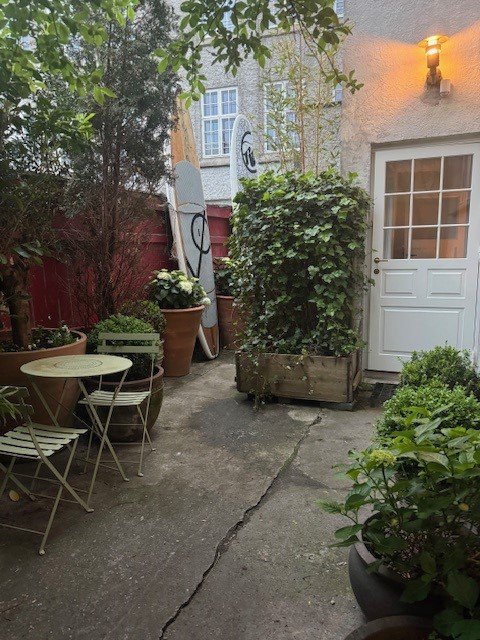 Fremhævet  billede i fuldskærmstilstand. Billede af Becksvej 1, 1., 2930 Klampenborg